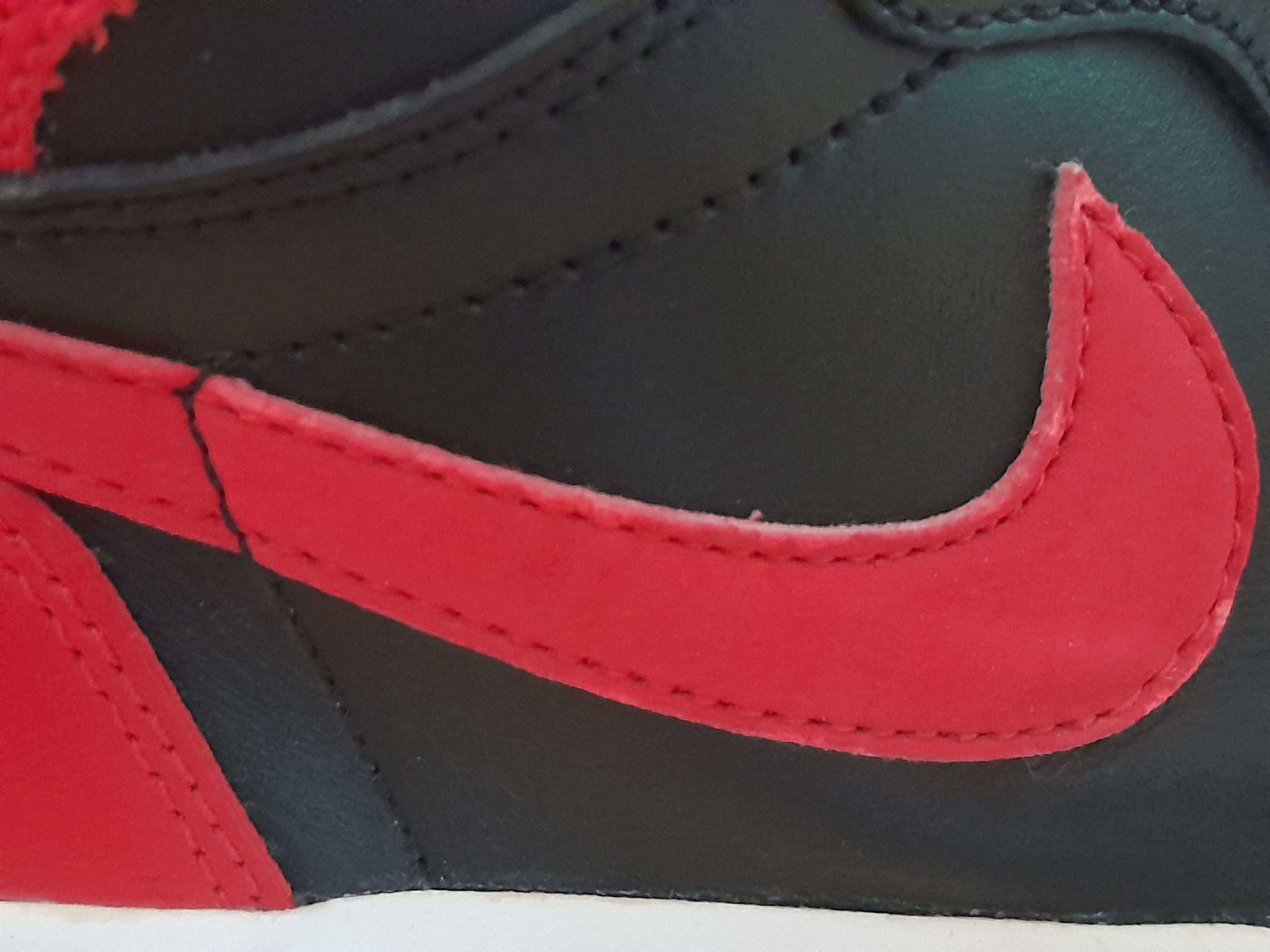 Nike Nike Jordan 1 Retro Bred 2001 Size US 8 / EU 41 - 14 Thumbnail
