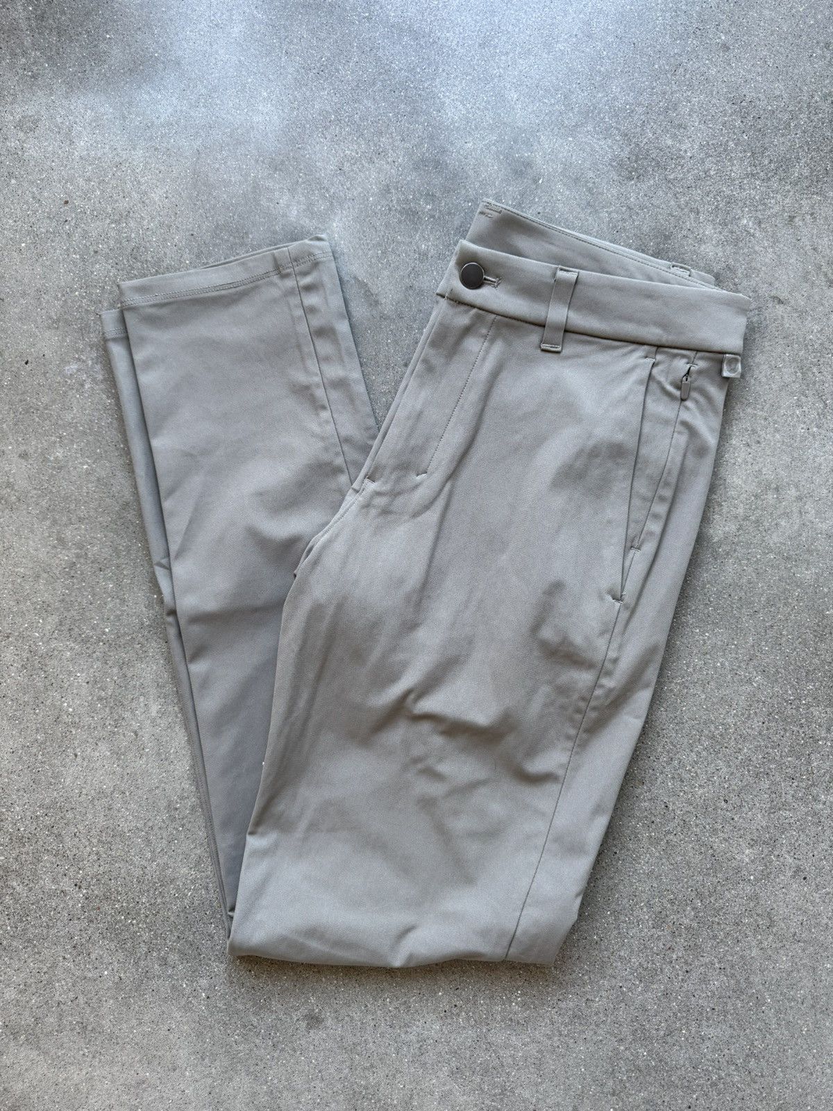 Lululemon Commission Slim-Fit Pant 32" Size US 31 - 1 Thumbnail