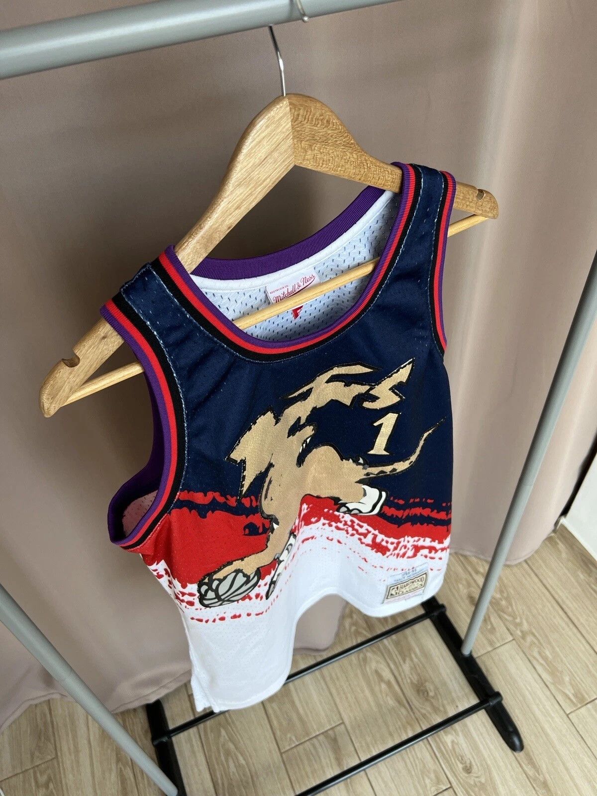 Mitchell & Ness Mitchell & Ness Toronto Raptors Jersey NBA 1998-1999 Size M Size US M / EU 48-50 / 2 - 5 Thumbnail