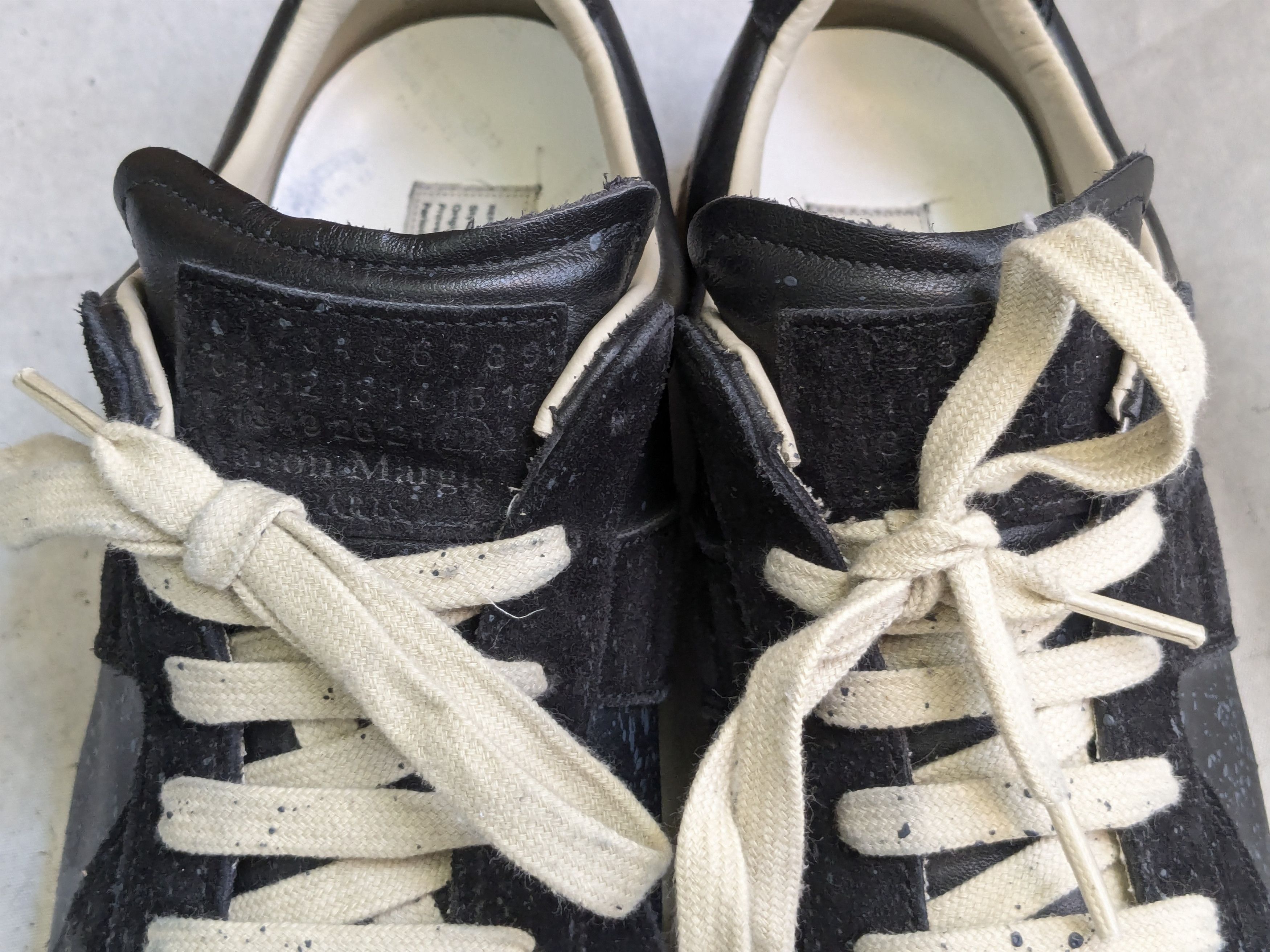 Maison Margiela Maison Margiela black pewter paint sneaker paint 9 42 Size US 9 / EU 42 - 3 Thumbnail