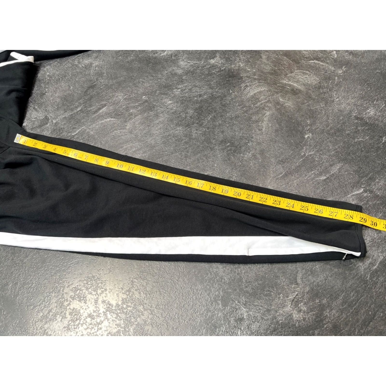 Vintage Polo Sport Polo Ralph Lauren Jogger Pants Men 2XL Black White Stripes Side Stripe Tapered Pocket Elastic Waist Knit Blended Fabric Size US XXL / EU 58 / 5 - 6 Thumbnail