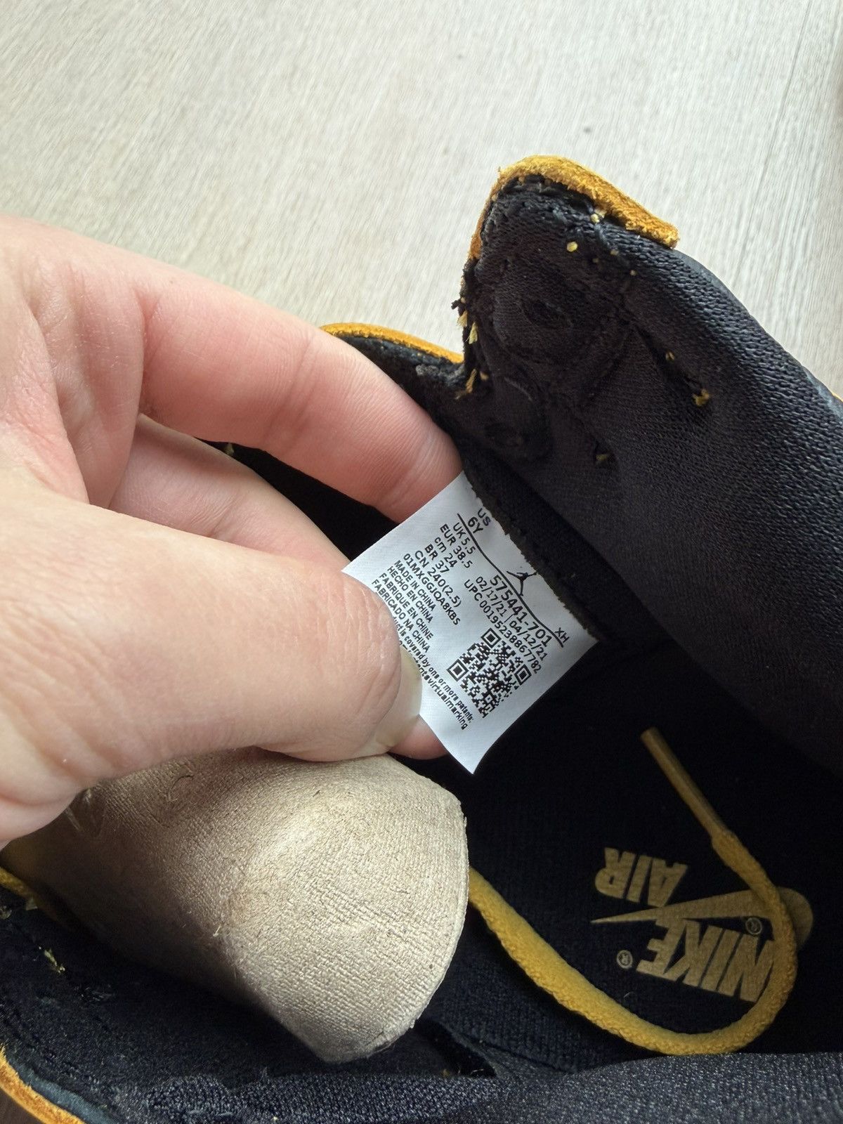 Jordan Brand Jordan 1 Pollen 6Y Size US 7.5 / IT 37.5 - 10 Thumbnail