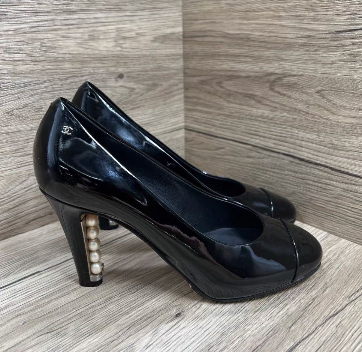 Chanel Chanel Glossy Pearl Double C High Heels J41 Size US 5.5 / IT 35.5 - 3 Thumbnail