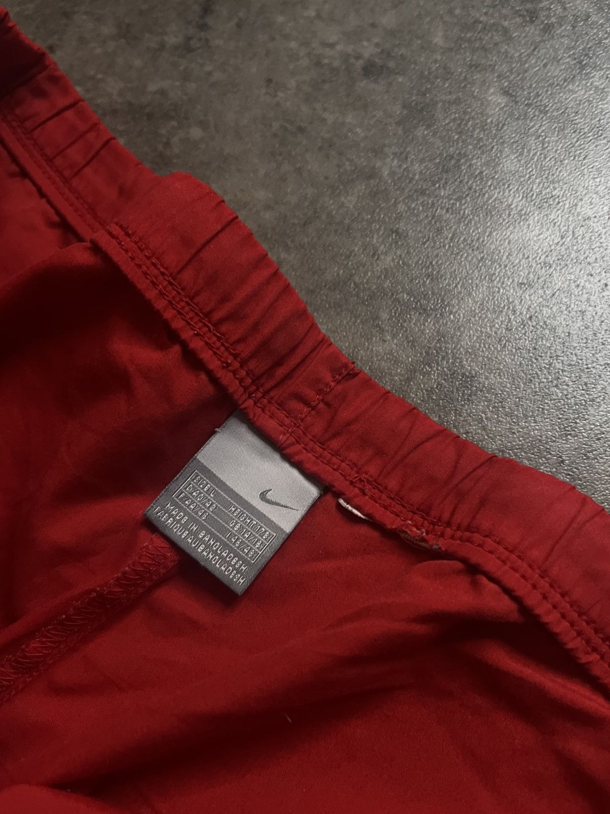 Nike Vintage nylon pants Nike red Size 32" / US 10 / IT 46 - 5 Thumbnail
