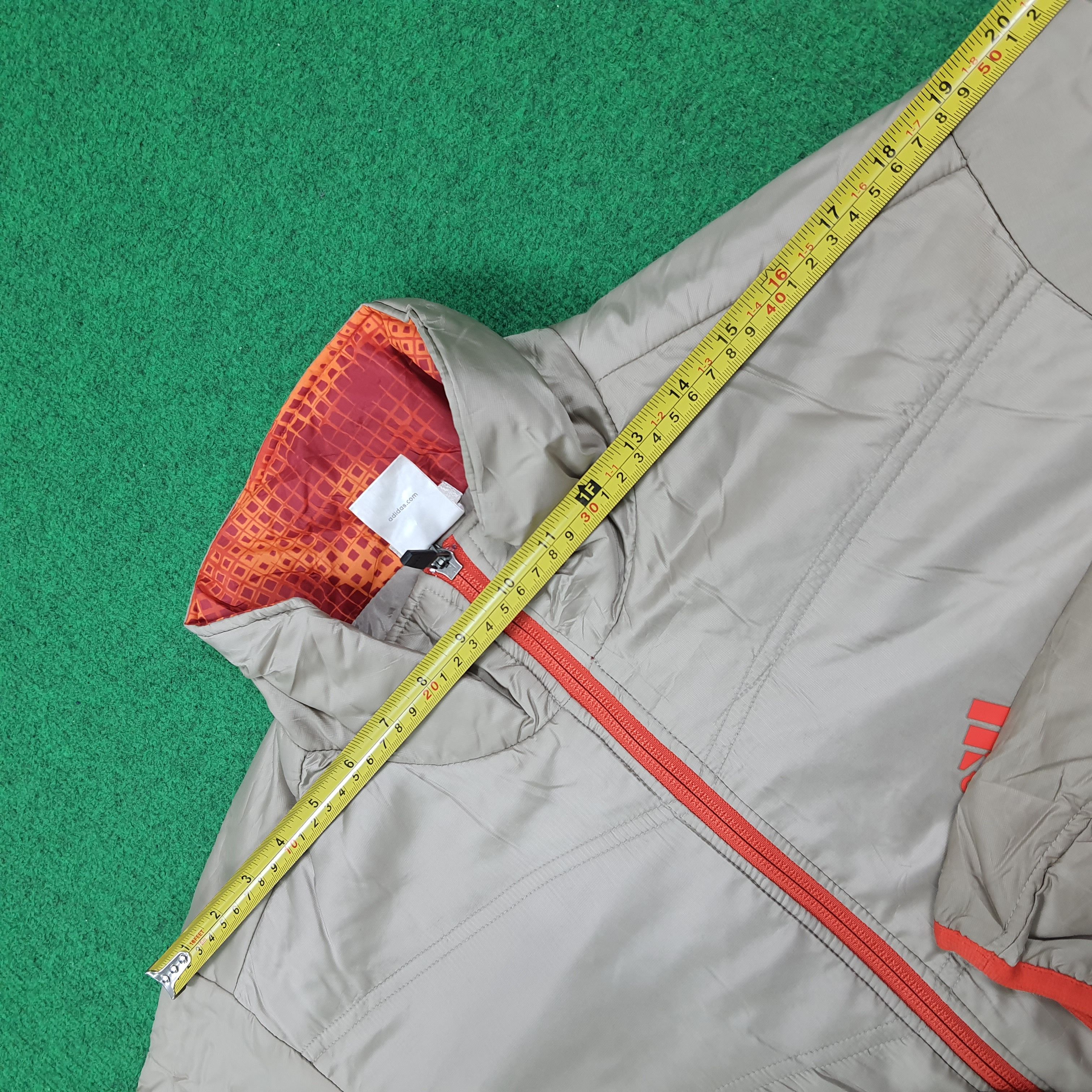 Adidas Vintage Adidas Clima 365 Puffer Custom Logo Jacket C278N18 Size US L / EU 52-54 / 3 - 12 Thumbnail