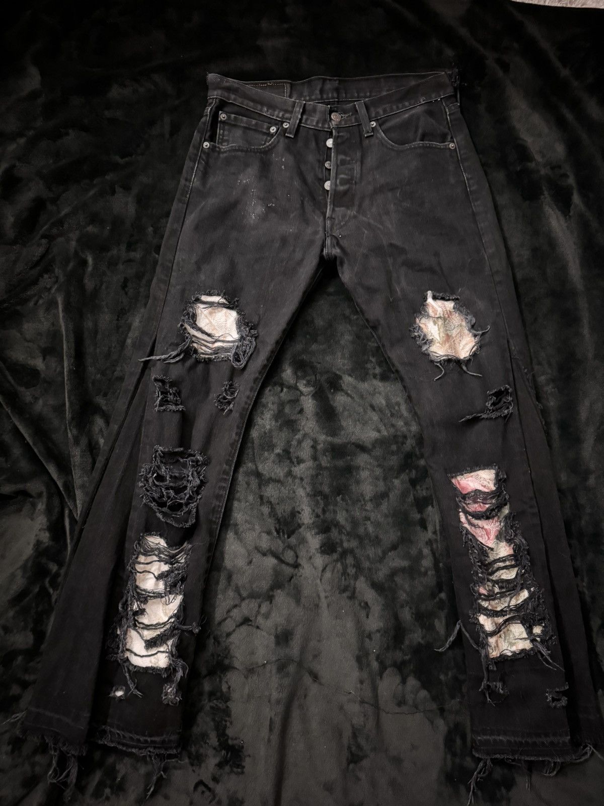 Other Floral CUSTOM distressed jeans Size US 31 - 2 Thumbnail
