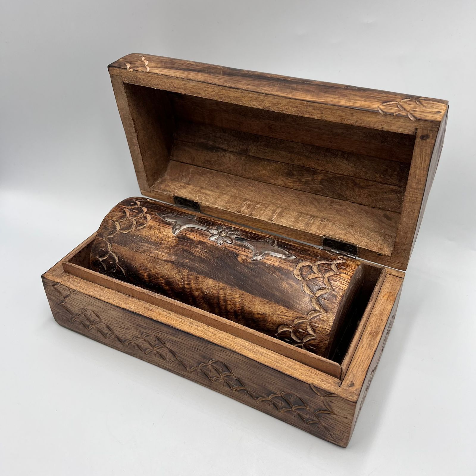 Vintage Vintage Carved Wooden Jewelry Boxes Set Handmade Hardwood Size ONE SIZE - 5 Thumbnail