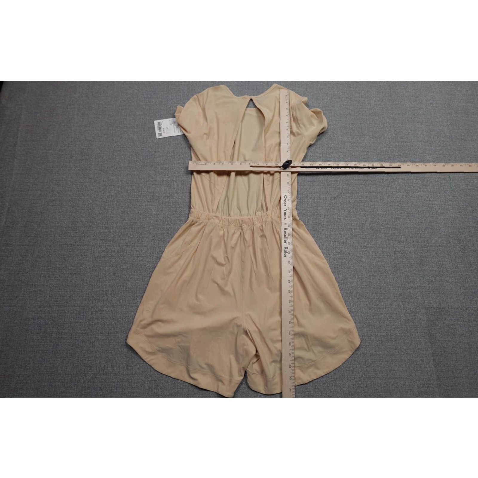 Lululemon Lululemon Lightweight High-Neck Romper Womens 4 Beige Short Sleeve Open Back NWT Size 27" / US 4 / IT 40 - 5 Thumbnail