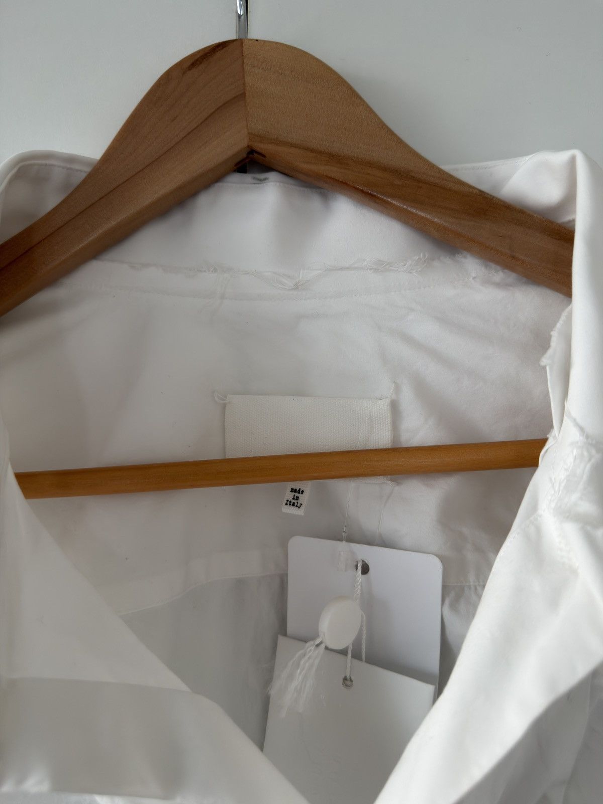 Maison Margiela BNWT Blank Label Oversized Frayed Pleated Shirt White 50 Size US L / EU 52-54 / 3 - 11 Thumbnail