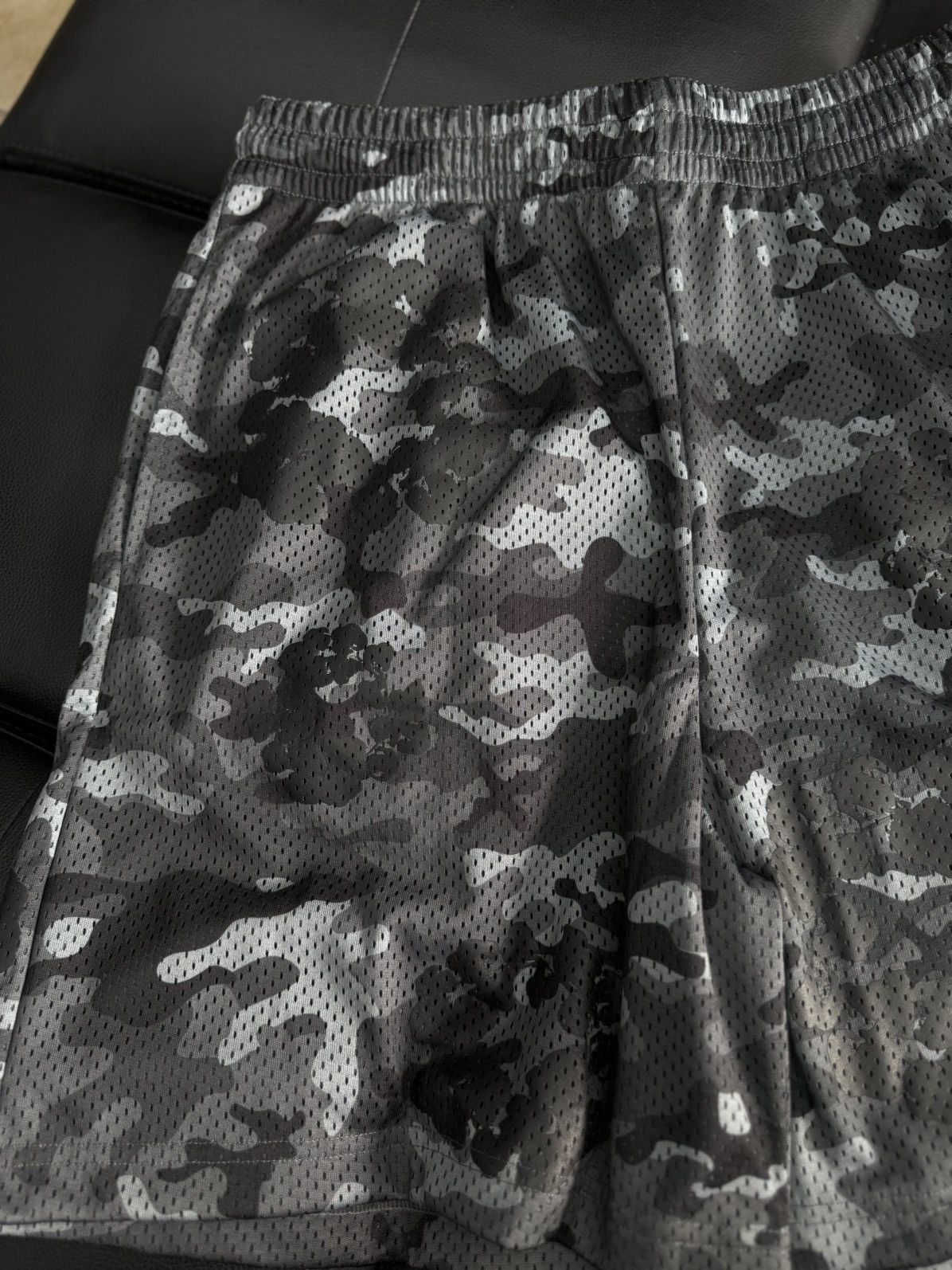 DENIM TEARS Denim Tears Mesh Summer Shorts Black Camo Size M (NEW) Size US 31 - 3 Thumbnail