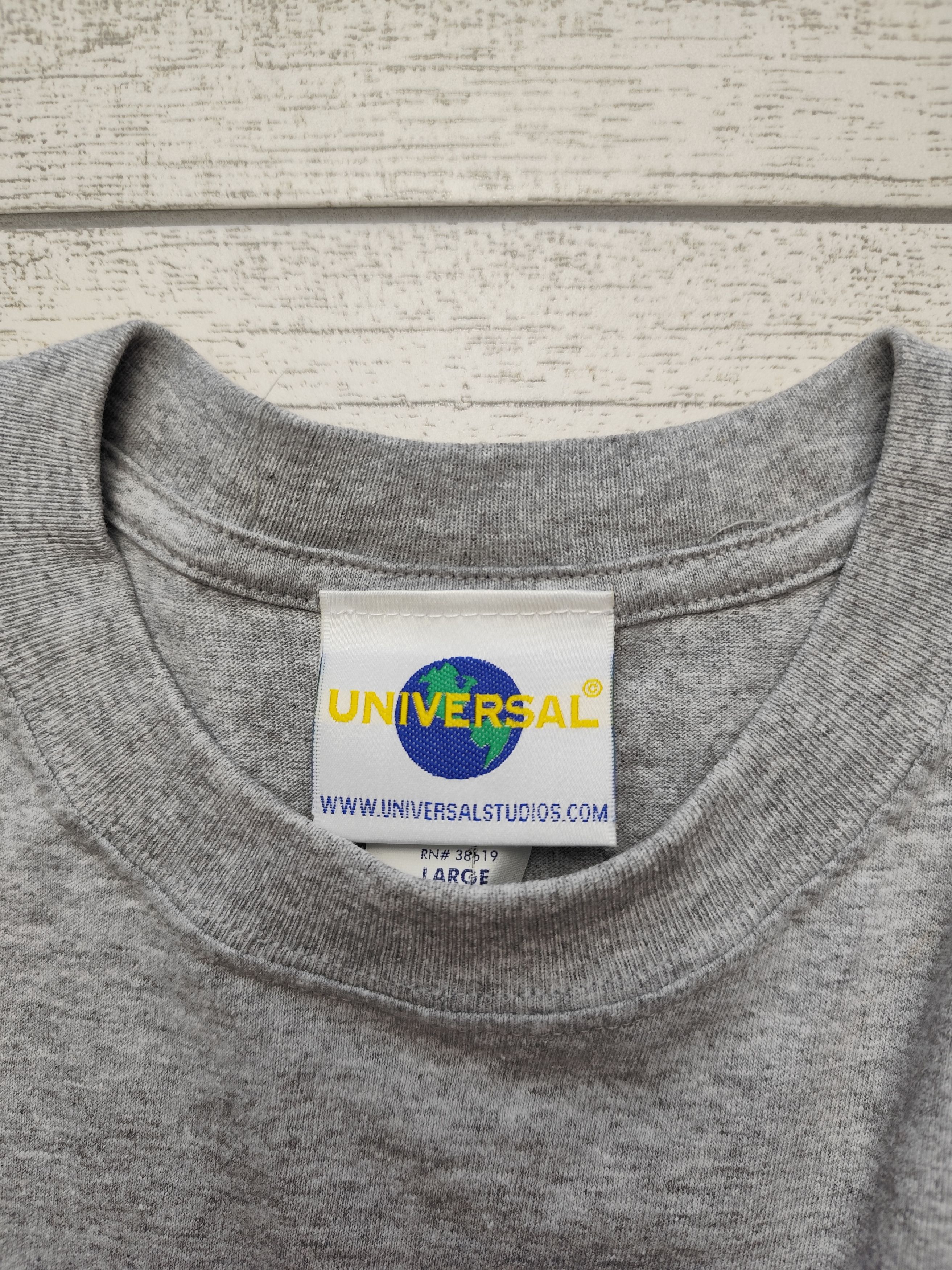 Universal Studios × Vintage Vintage streetwear y2k 90s Universal Studios T Shirt Sz L Size US L / EU 52-54 / 3 - 3 Thumbnail