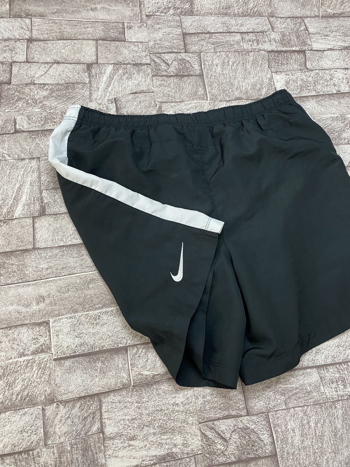 Japanese Brand × Nike × Vintage Nike Hype Vintage Nylon y2k style shorts M Size US 32 / EU 48 - 8 Thumbnail