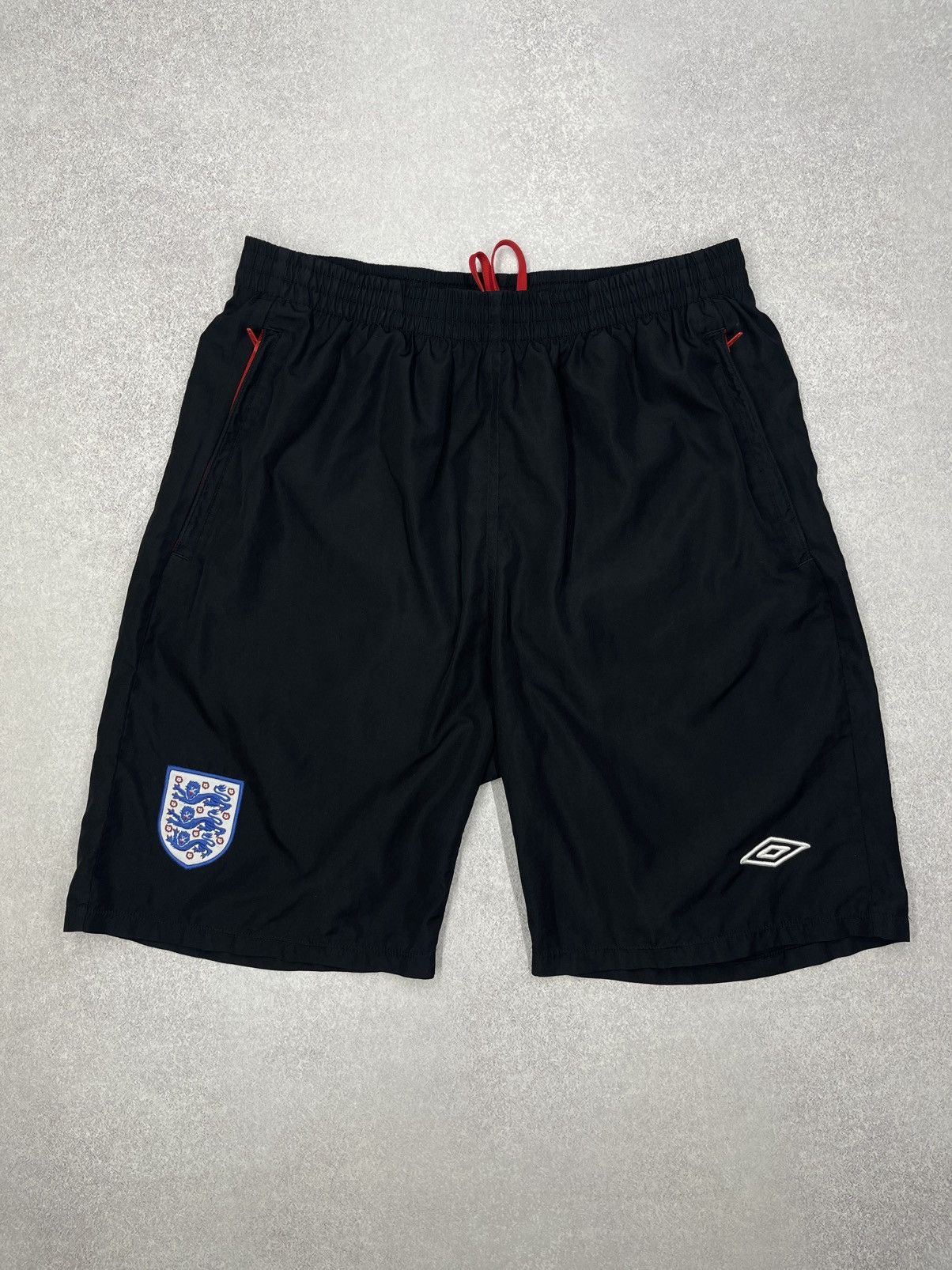 Umbro Vintage Umbro England Black Football Shorts Y2K Soccer Size US 32 / EU 48 - 2 Thumbnail