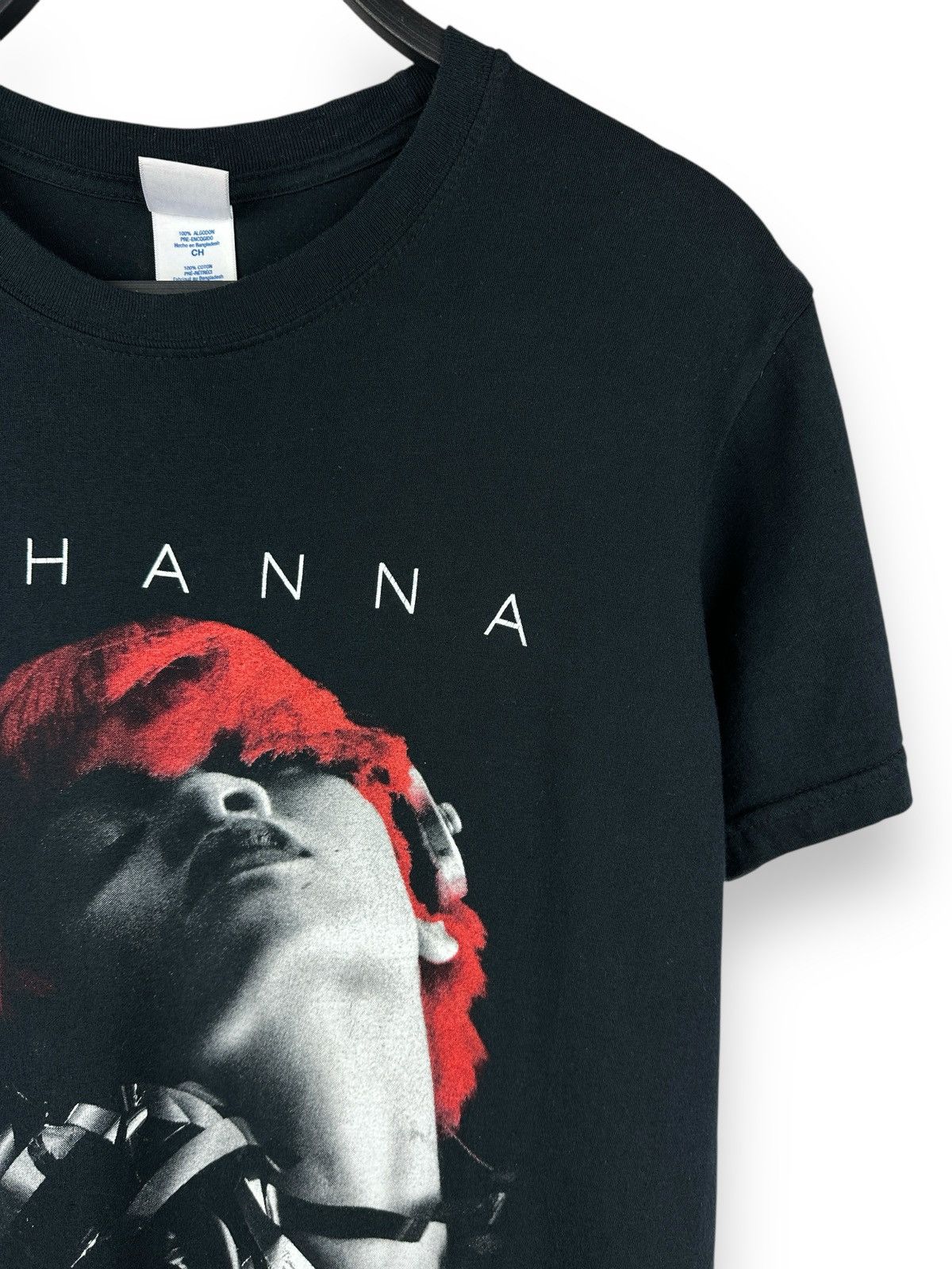 Rihanna Vintage 2011 Rihanna Loud Tour T-Shirt Women’s Size S Size S / US 4 / IT 40 - 3 Thumbnail
