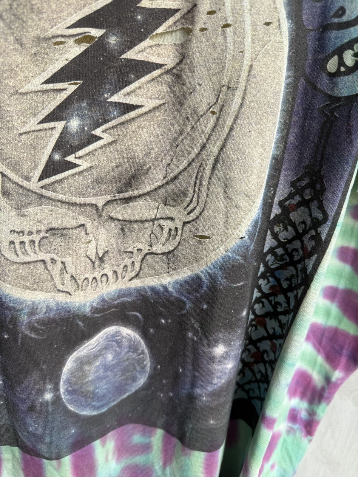 Band Tees Vintage Trashed GRATEFUL DEAD thirty years Tye Dye Tee Size US XL / EU 56 / 4 - 11 Thumbnail