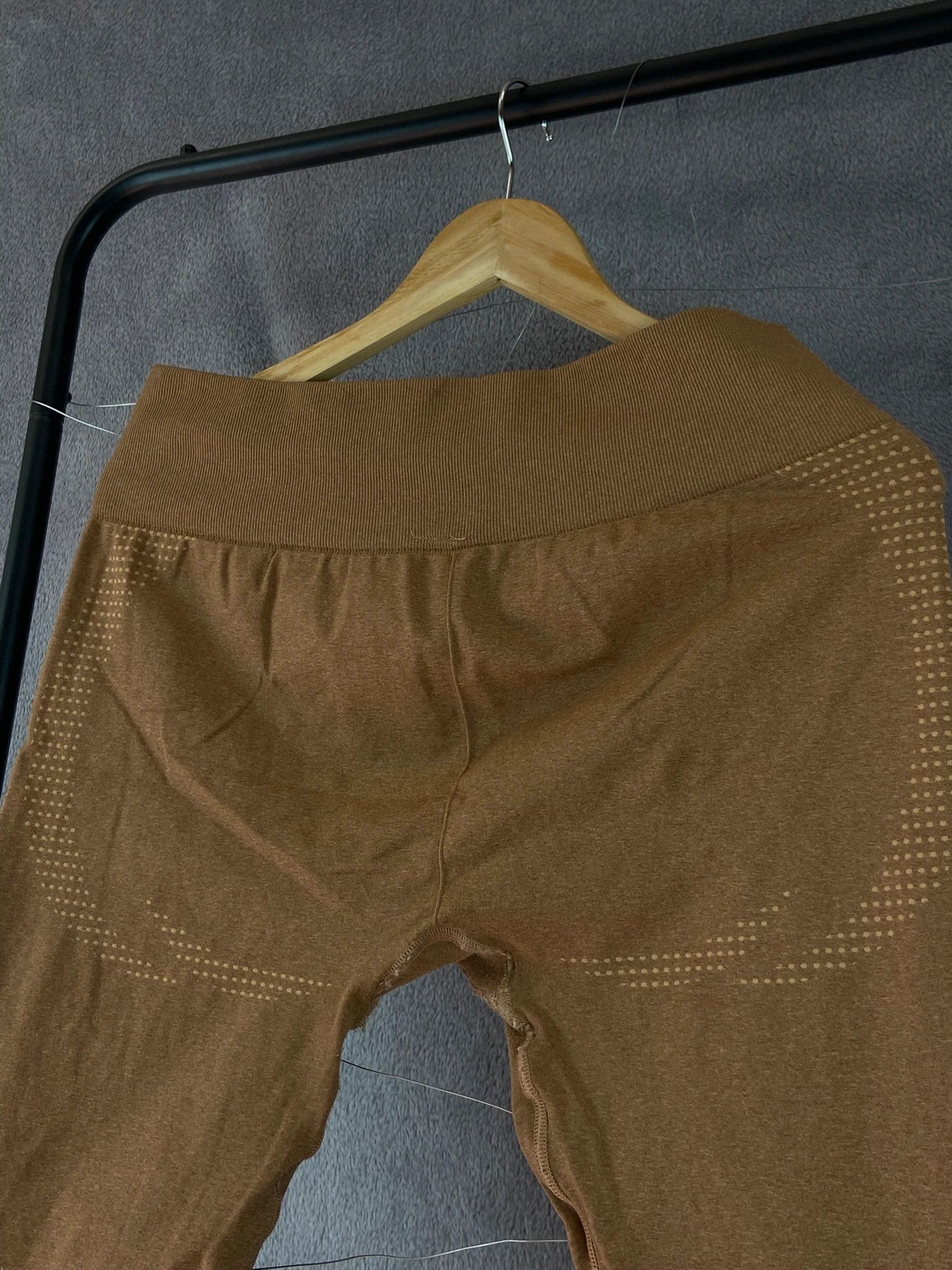 Gymshark Pants Gymshark Brown Leggings Vintage Streetwear Y2K Size 34" / US 12 / IT 48 - 6 Thumbnail