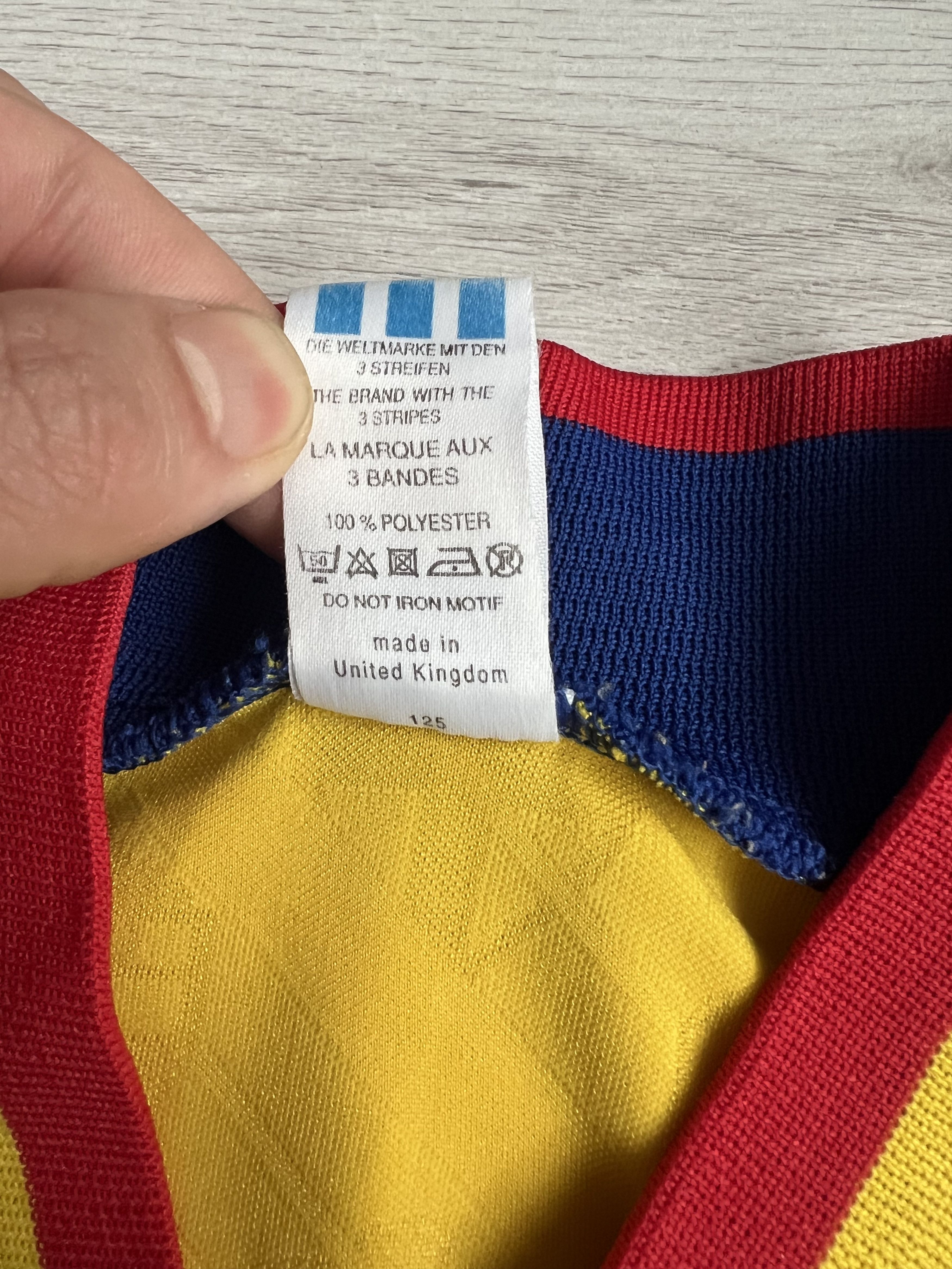 Adidas Sweden Adidas Home Shirt 1994-96 Vintage Size US L / EU 52-54 / 3 - 5 Thumbnail