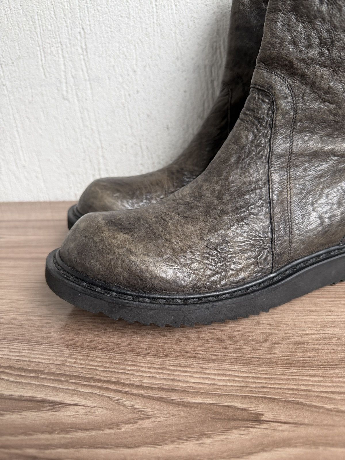 Rick Owens Dust AW12 crinkled leather creeper boot Size US 8.5 / EU 41-42 - 4 Thumbnail