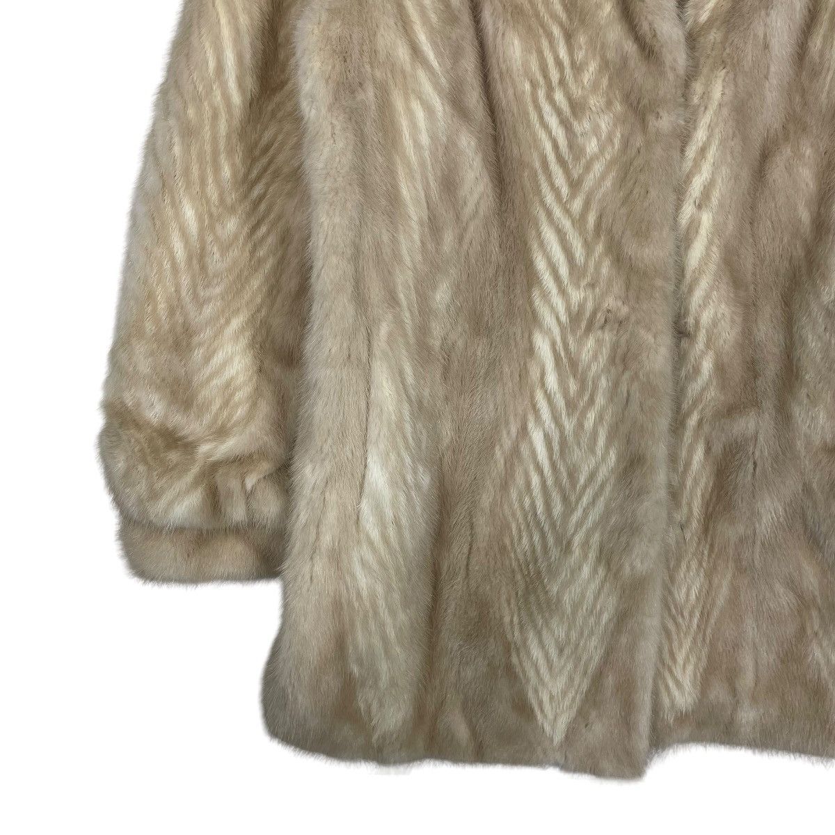 Sagafurs 💥MAPLE QUENN FUR NUDE JACKET Size M / US 6-8 / IT 42-44 - 3 Thumbnail