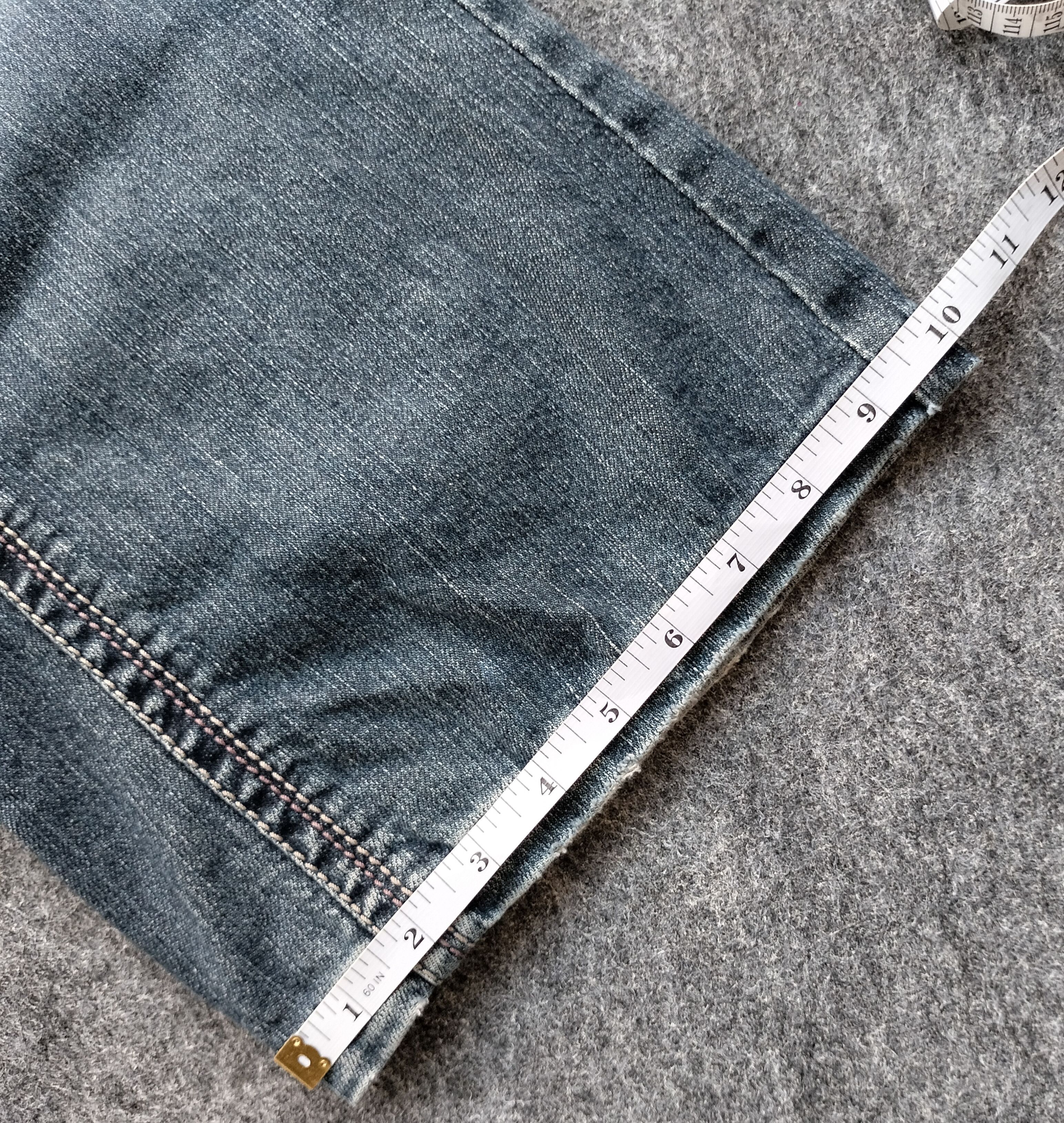 Tornado Mart Jouer aux echecs distressed flare jeans Size US 28 / EU 44 - 11 Thumbnail