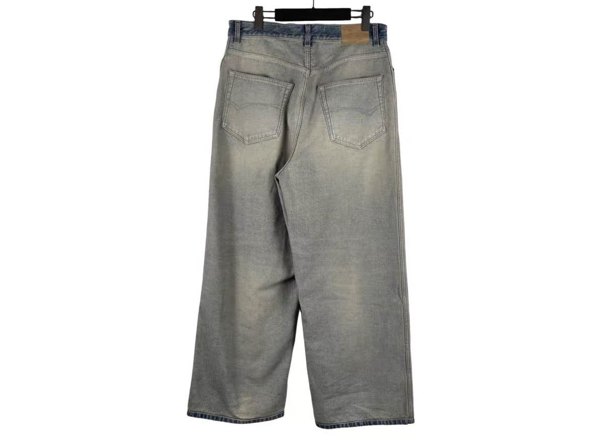 Balenciaga Balenciaga 24SS Reversed Inside-Out Washed Denim Jeans J31 Size US 36 / EU 52 - 2 Thumbnail