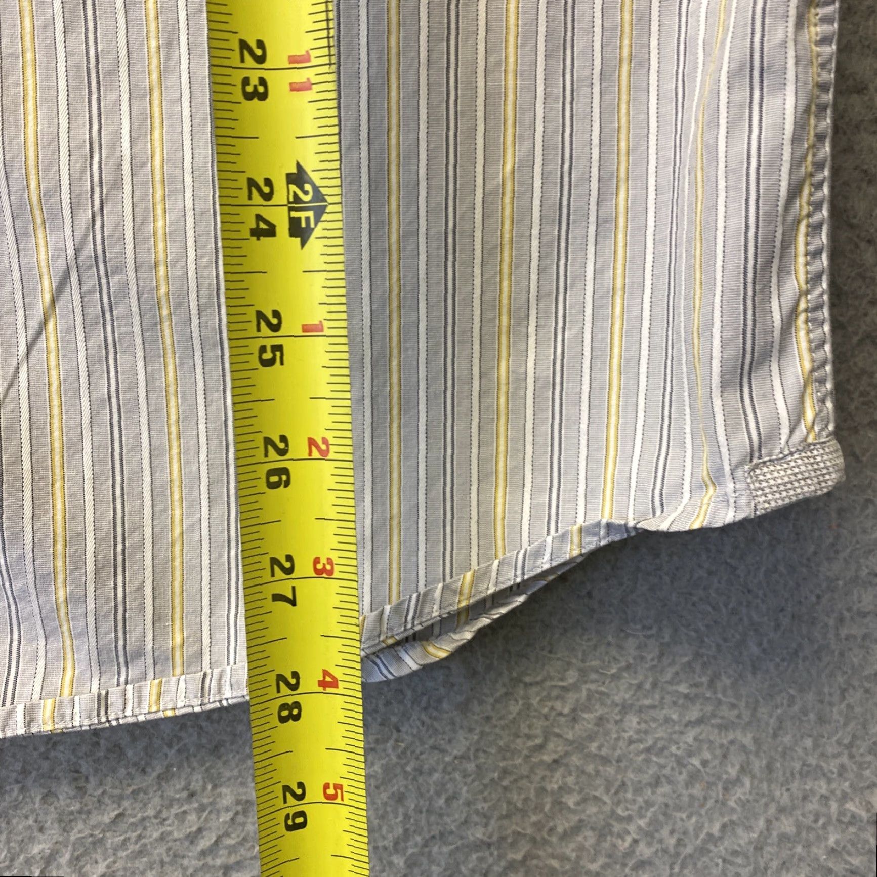 Banana Republic Banana Republic Men Button-Up Shirt Size M Gray Striped Long Sleeve /109-4 Size US M / EU 48-50 / 2 - 5 Thumbnail