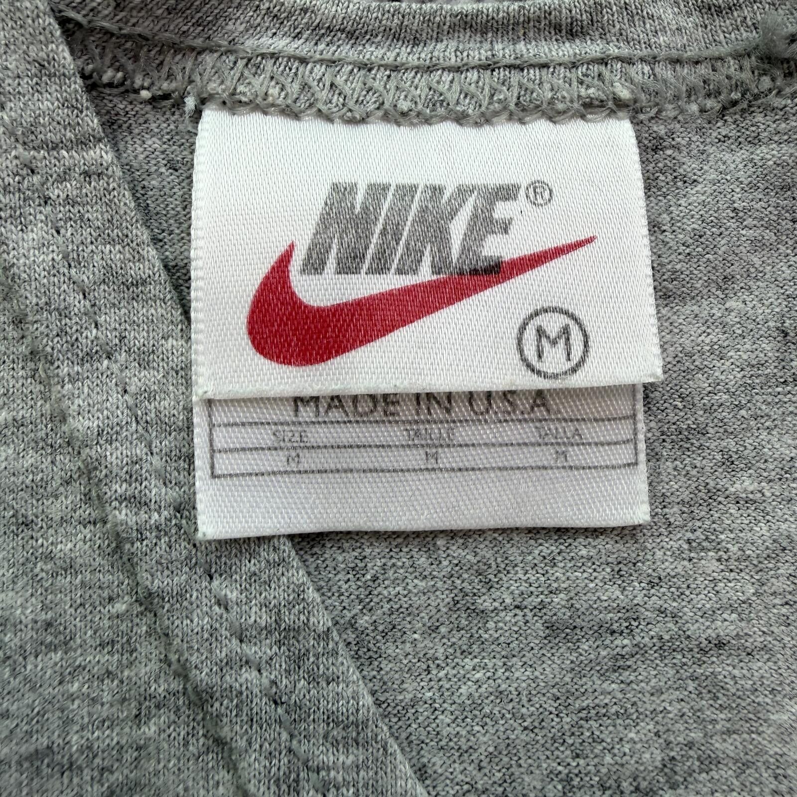 Nike Vintage Nike Mini Swoosh Tank Top USA Made Gray Boxy M Y2K Size US M / EU 48-50 / 2 - 3 Thumbnail