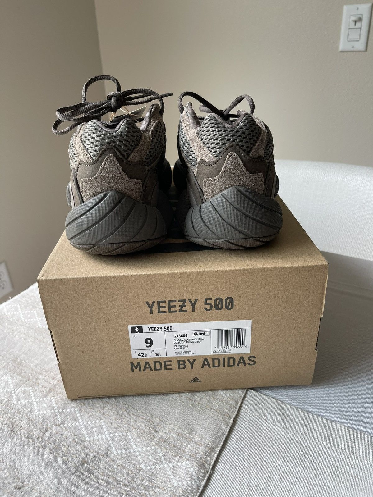 Adidas × Yeezy Adidas Yeezy 500 Size US 9 / EU 42 - 4 Thumbnail