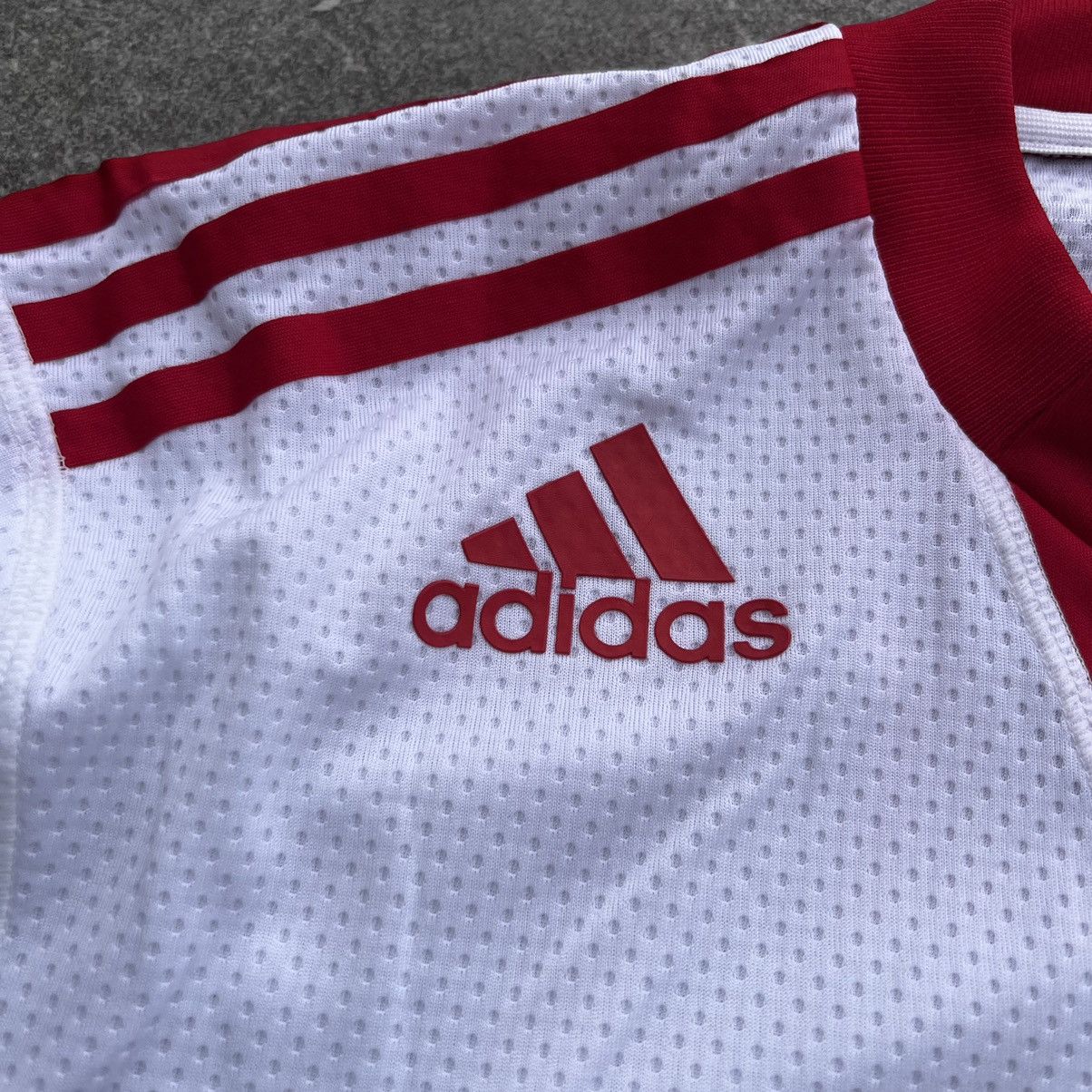 Adidas Salzburg 2009 RedBull Ulmar #17 home jersey Adidas soccer Size US M / EU 48-50 / 2 - 8 Thumbnail