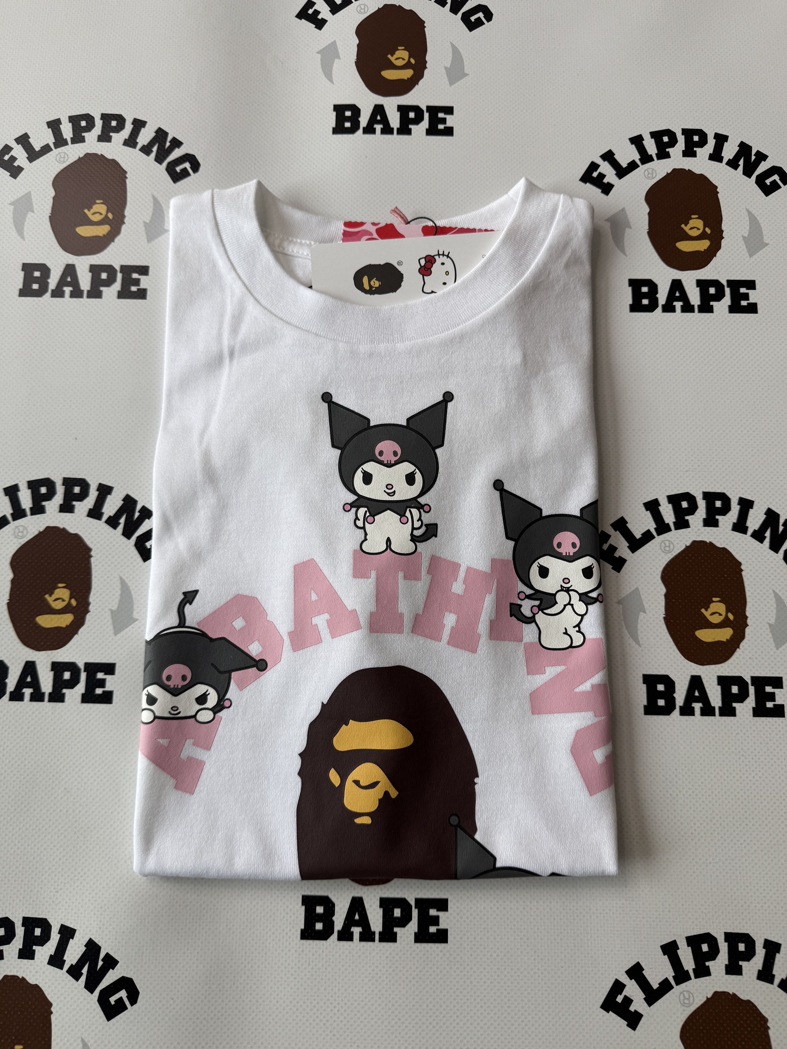Bape BAPE X KUROMI COLLEGE MINI TEE LADIES Size S / US 4 / IT 40 - 9 Thumbnail