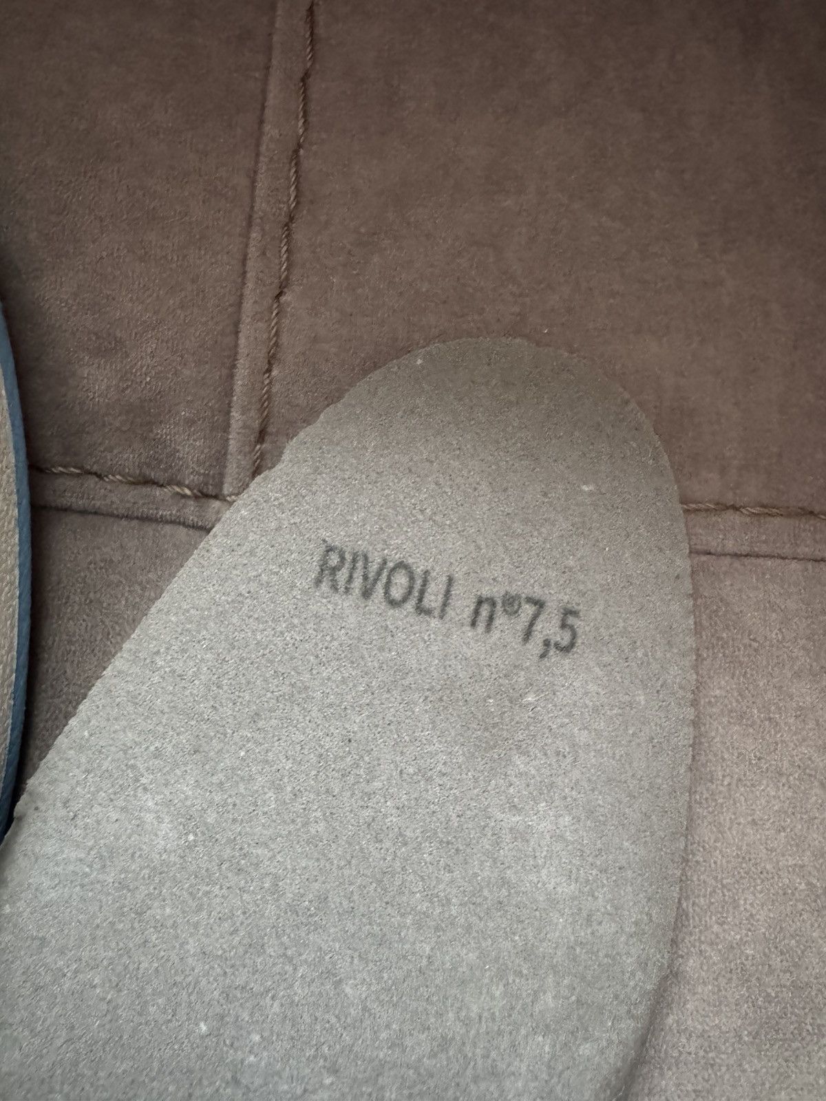 Louis Vuitton LOUIS VUITTON RIVOLI sneakers size UK7 1/2 see all photos!!! Size US 9 / EU 42 - 11 Thumbnail