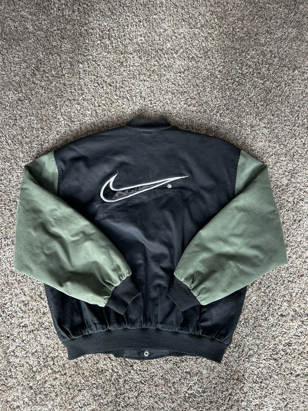 Nike Insane rare 90’s Nike bomber jacket! Size US M / EU 48-50 / 2 - 4 Thumbnail