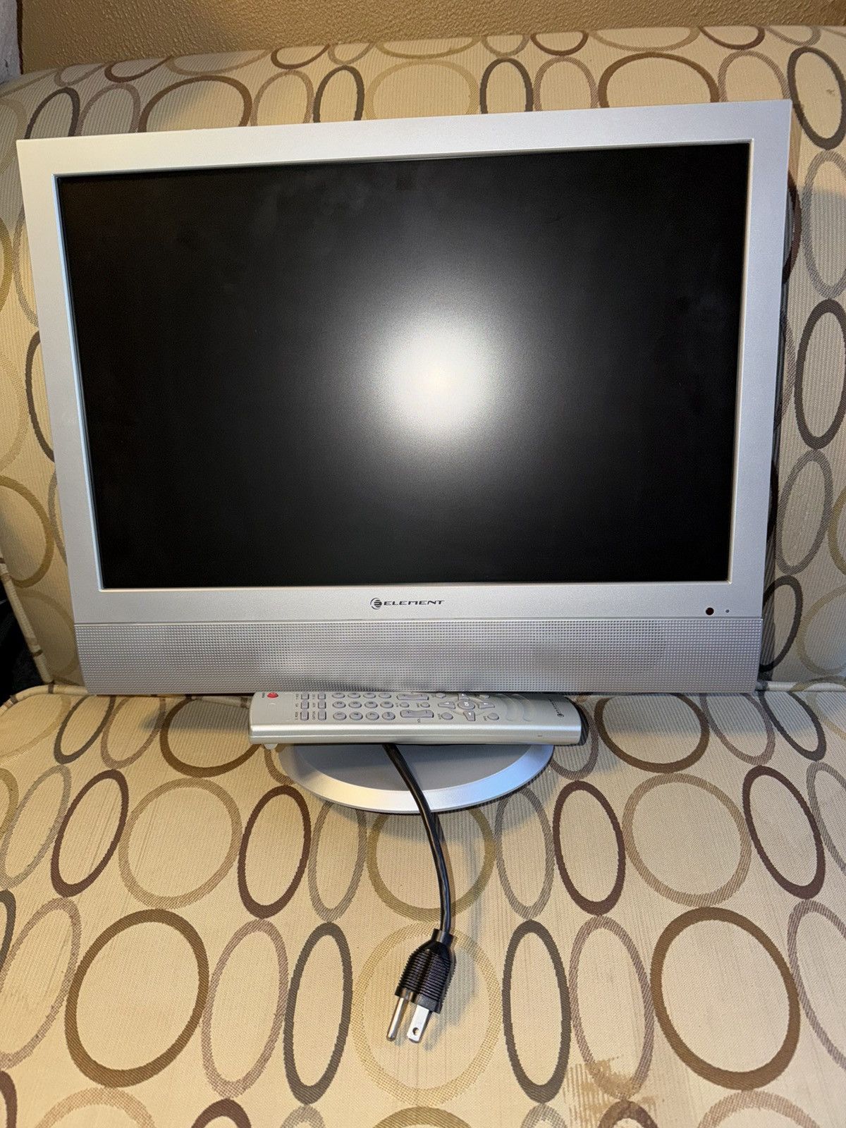 Element Element Electronics 19 Inch HDMI TV 2007 Used Pre Owned Size ONE SIZE - 1 Thumbnail