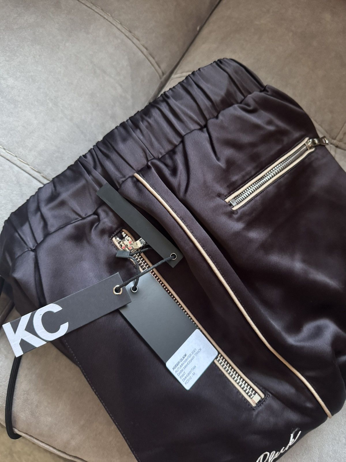 Keiser Clark KEISER CLARK pants sizes in photos SHOWN BY TAPE MEASURE Size US 29 - 21 Thumbnail