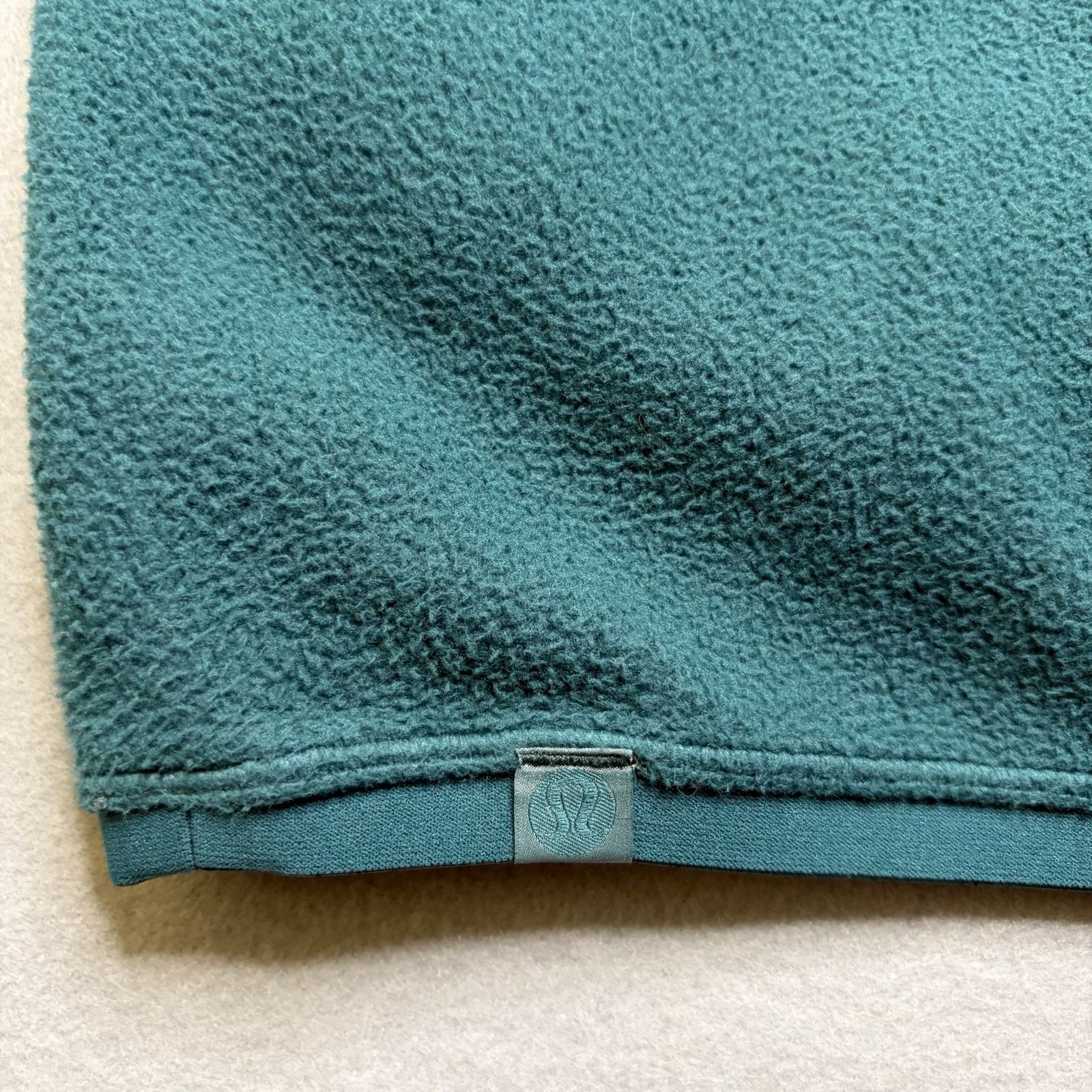 Lululemon Lululemon Mens Fleece Quarter Zip Pullover Sweatshirt Size L Size US L / EU 52-54 / 3 - 2 Thumbnail