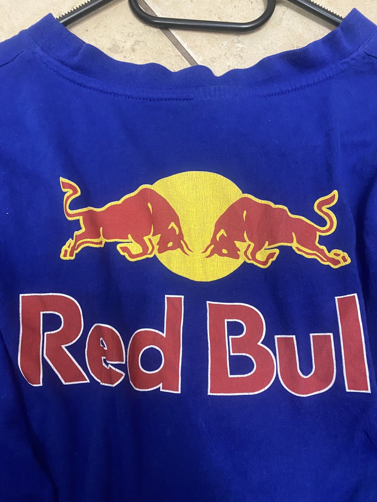 Formula 1 Vintage Red bull formula uno racing big logo tee 00s Size US XL / EU 56 / 4 - 10 Thumbnail