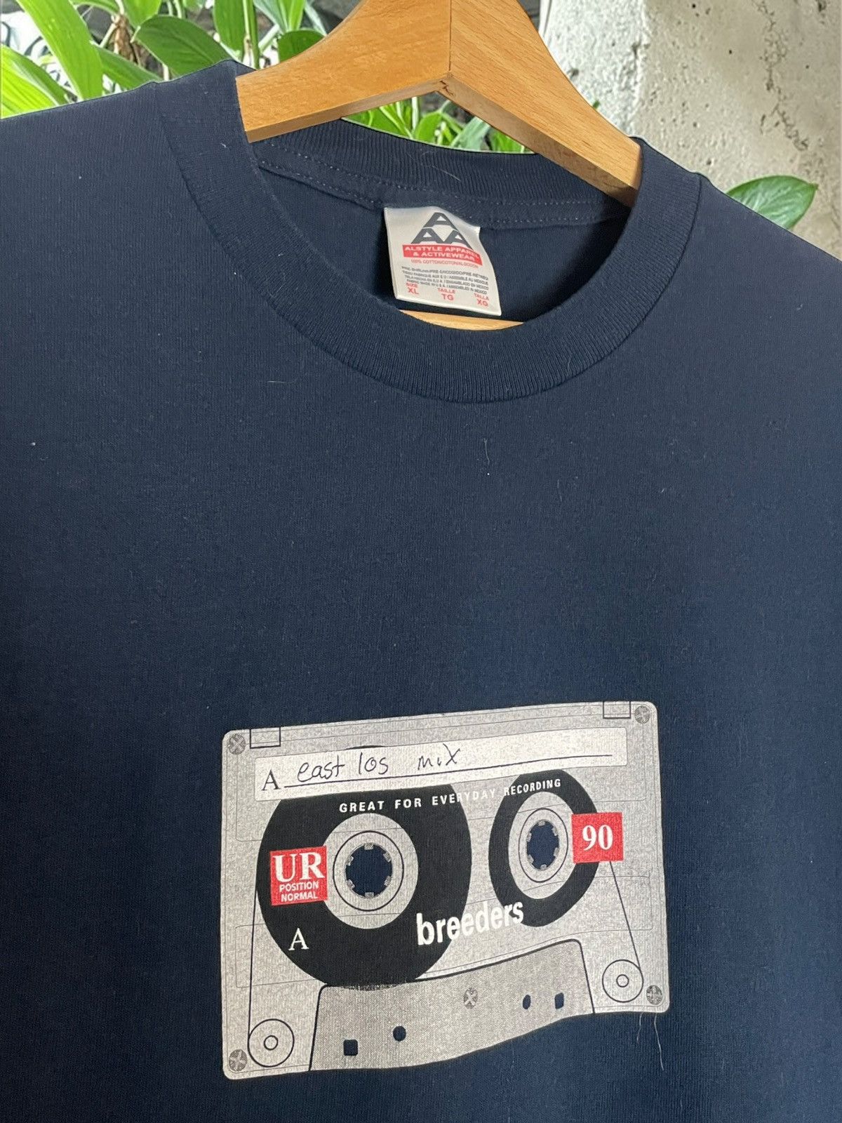 Band Tees The Breeders vintage bandshirt 90s east los mix UR tee Size US XL / EU 56 / 4 - 4 Thumbnail