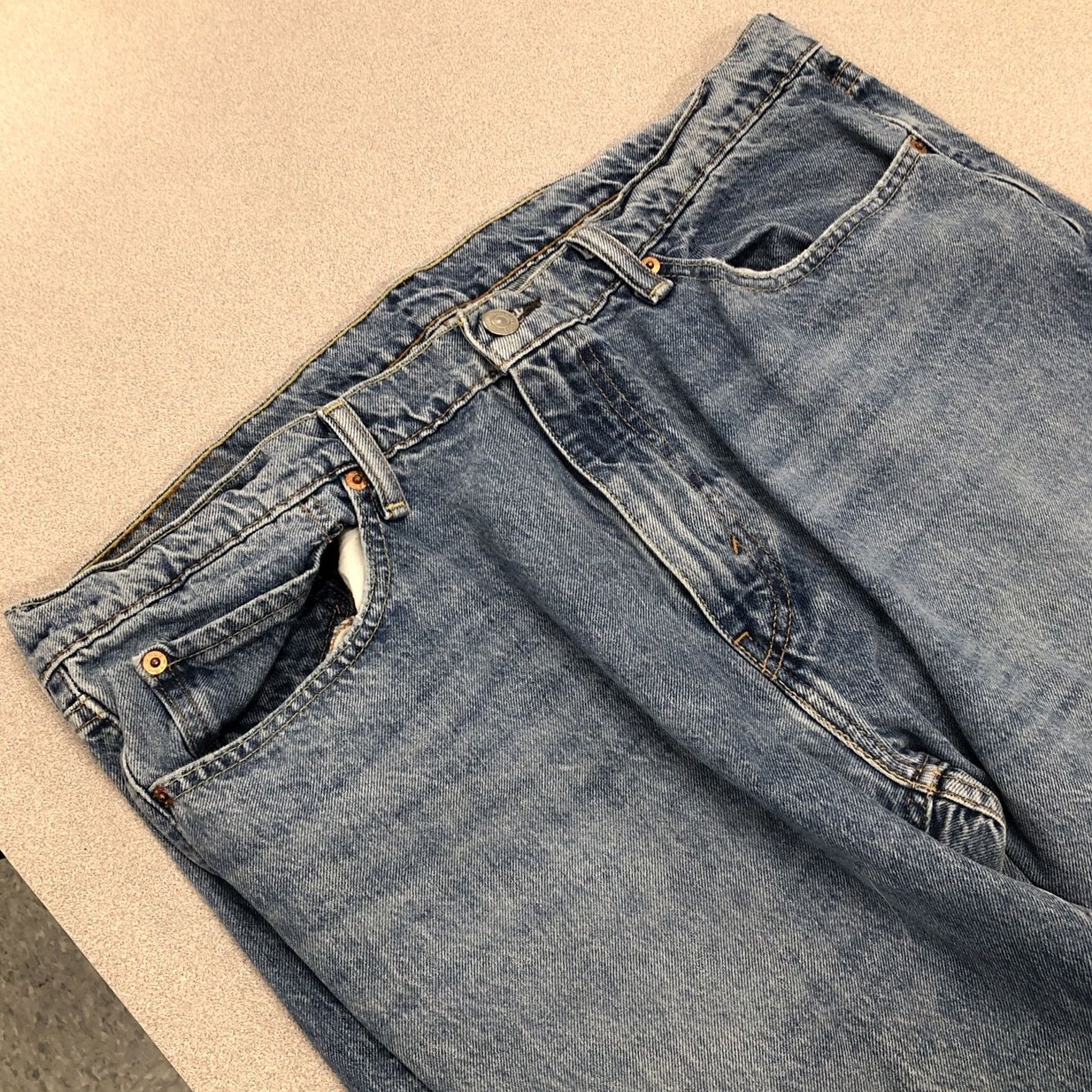 Levi's Levi's 541 Jeans 36x30 Straight Denim Blue 5-Pocket Mid Rise Stretch Regular Men's Pants Thrash Distressed Vintage: No USA 500 Series Style Jeans Size US 36 / EU 52 - 3 Thumbnail