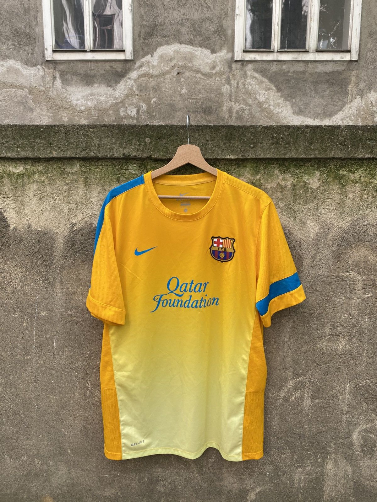 Nike Nike FC Barcelona Soccer Jersey Size US XL / EU 56 / 4 - 1 Thumbnail