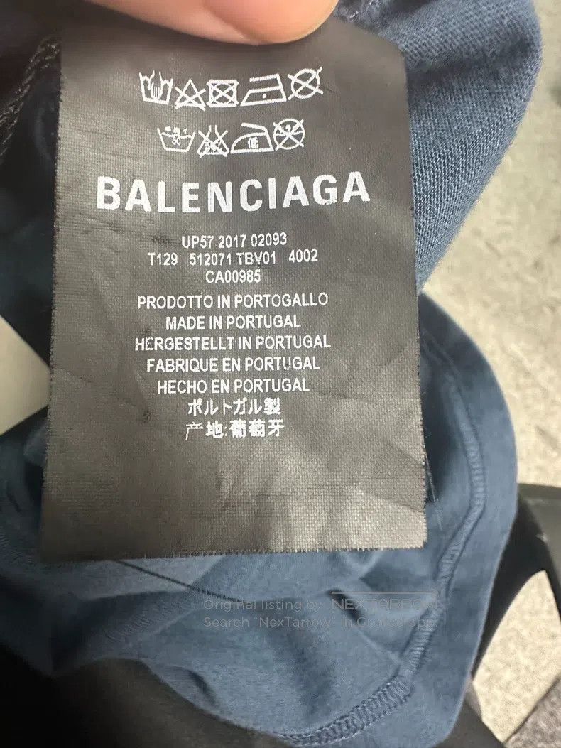 Balenciaga Balenciaga Circle Short Sleeve Size US XS / EU 42 / 0 - 4 Thumbnail
