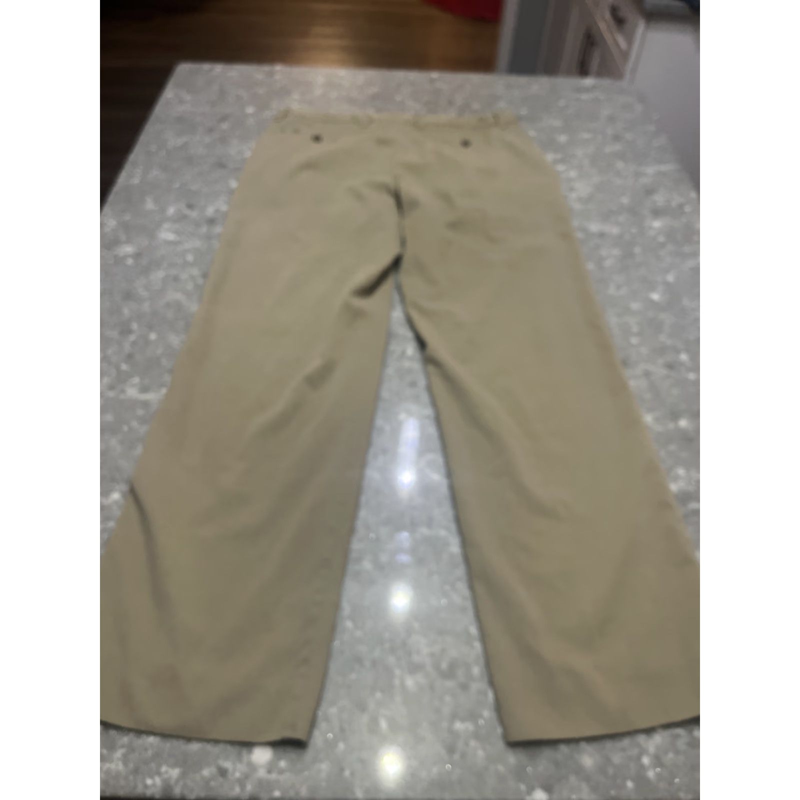Tommy Bahama Tommy Bahama Pants Mens 34X32 Beige Khaki Silk Blend Chino Trouser Flat Front Flat Front Zip Pockets Straight Line Casual Workwear 34 32 Size US 34 / EU 50 - 7 Thumbnail
