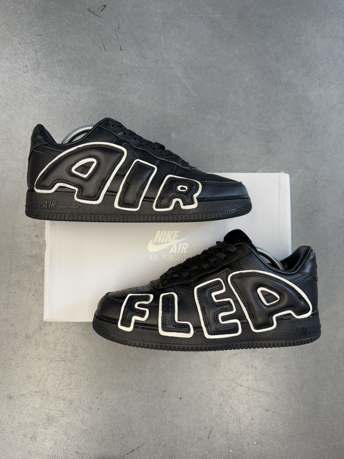 Cactus Plant Flea Market × Nike 2019 Nike Air Force 1 Low Cactus Plant Flea Market Air Flea Size US 8 / EU 41 - 1 Thumbnail
