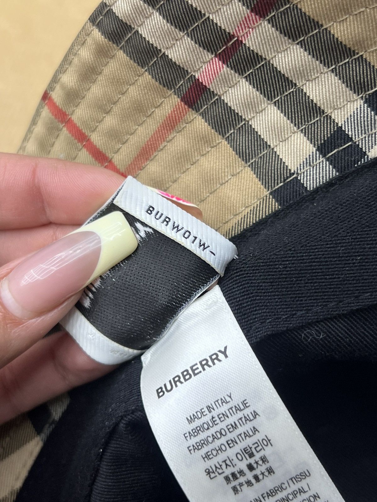 Burberry Burberry Vintage Check Bucket Hat Size ONE SIZE - 6 Thumbnail