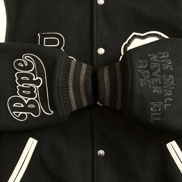 Bape BAPE LOGO Leather Sleeve Varsity Jacket a bathing ape Size US XL / EU 56 / 4 - 7 Thumbnail