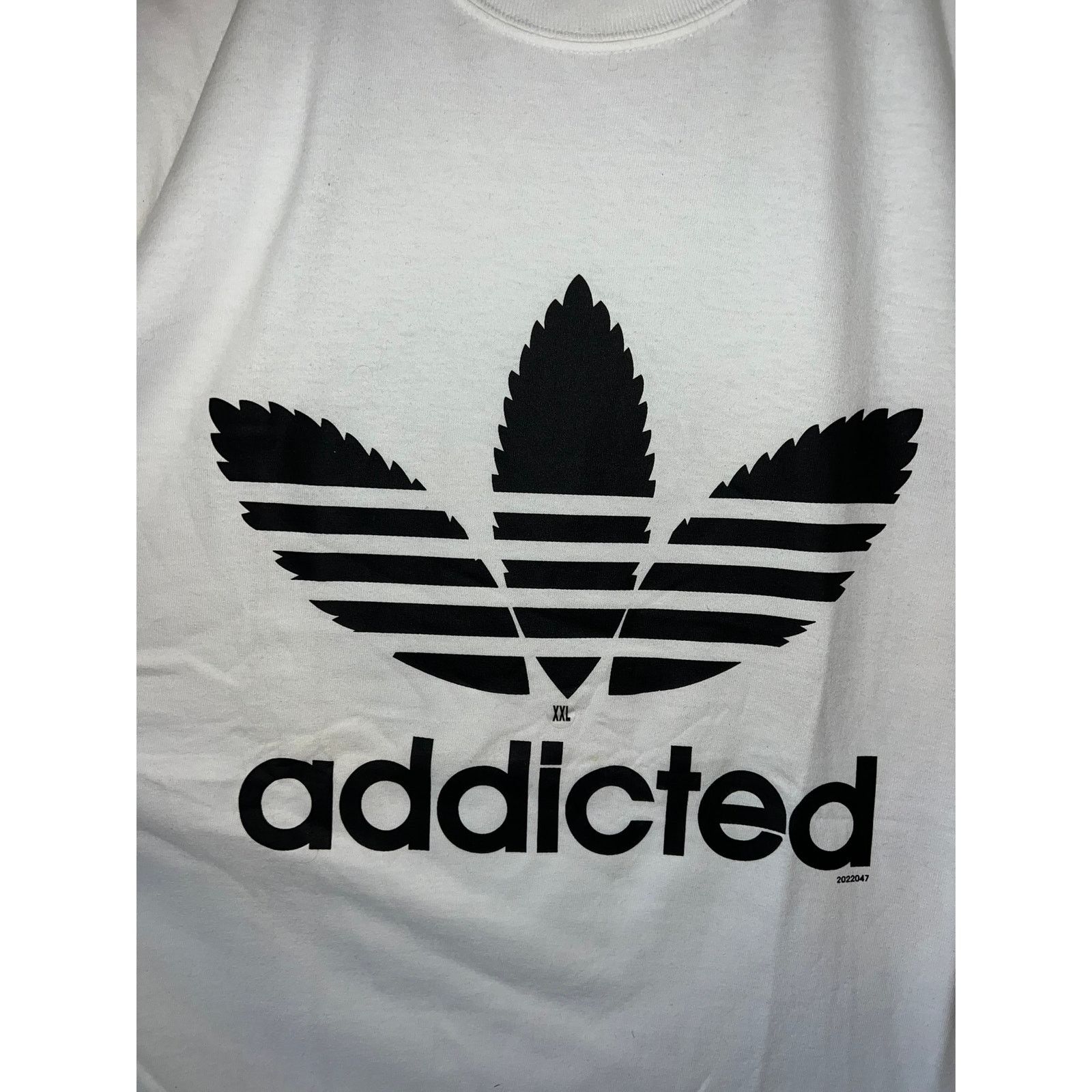 Gildan Y2K Addicted Adidas Weed Marijuana Smoke Shirt 2000s Medium Size US XXL / EU 58 / 5 - 2 Thumbnail