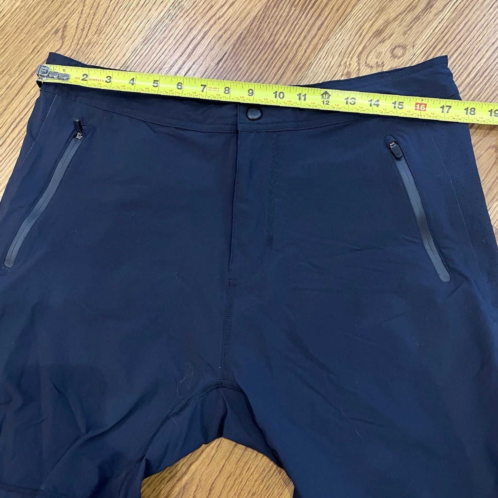 Vintage Mack Weldon Shorts Mens Large Gym Training Workout Black Nylon Baggy? (No, adjust) Size US 33 - 5 Thumbnail