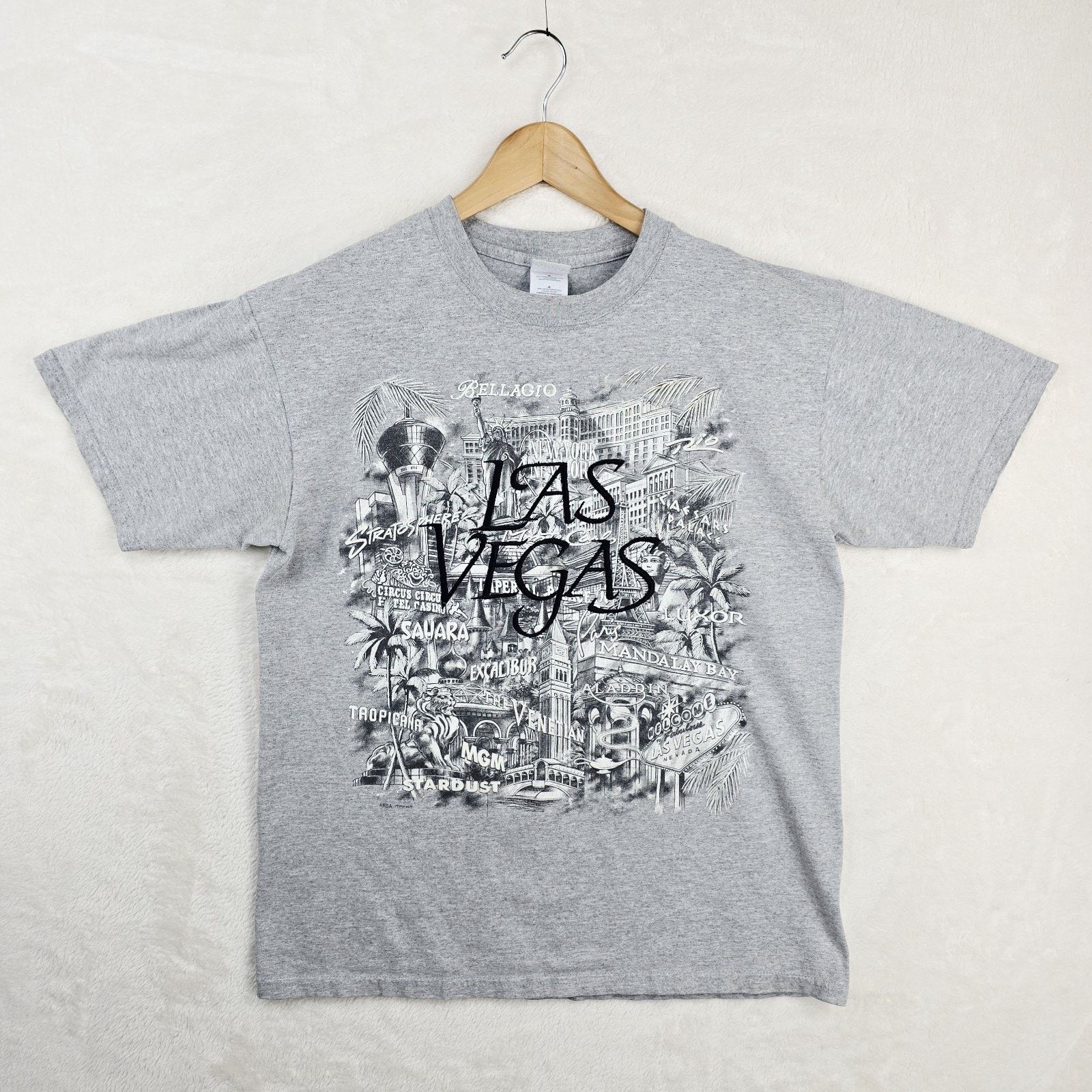 Gildan Vintage Las Vegas Strip Casinos Shirt Large Gray Bellagio Size US L / EU 52-54 / 3 - 2 Thumbnail