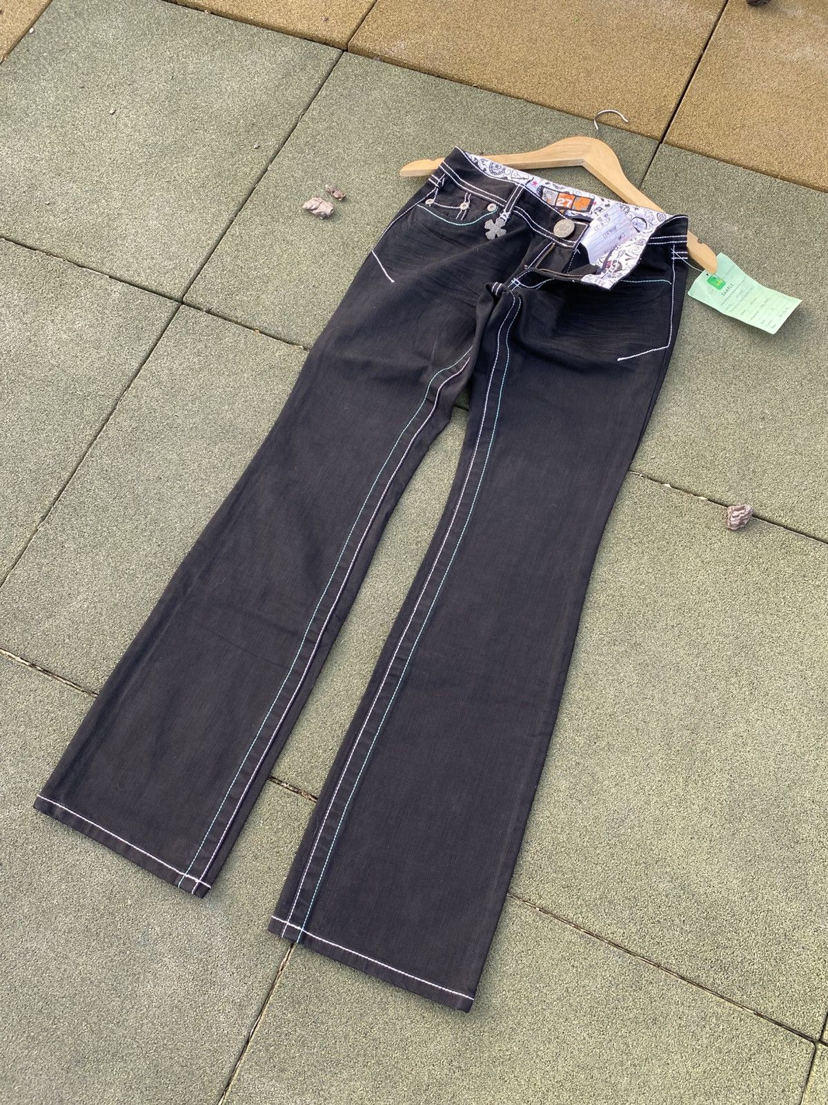 Akademiks × Vintage Y2K Akademiks Sample Jeans Rhinestones Skull Print (2007) Size 27" / US 4 / IT 40 - 11 Thumbnail