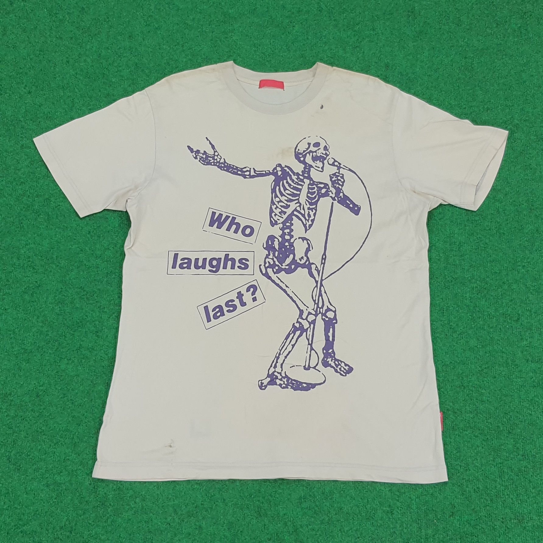 Barbara Kruger × Japanese Brand Vintage Barbara Kruger Japanese Brand Skate T-shirt Size US L / EU 52-54 / 3 - 1 Thumbnail