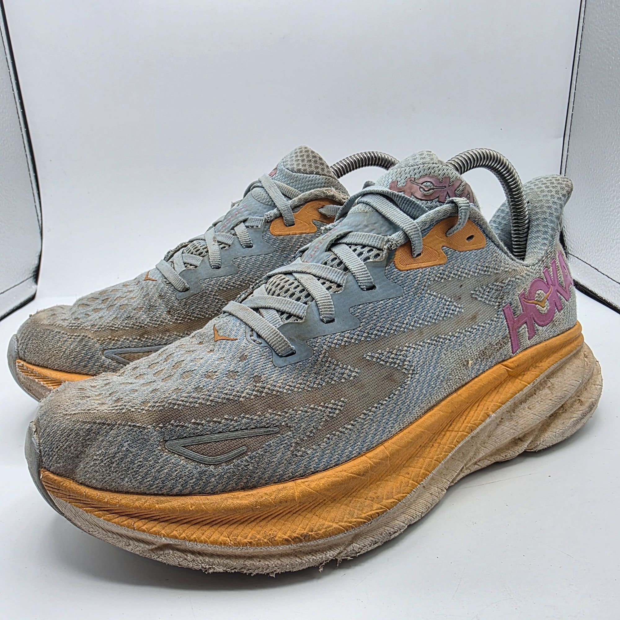 Hoka Hoka One One Clifton 9 Womens Sise 9 B Gray Orange Athletic Size US 9 / IT 39 - 4 Thumbnail